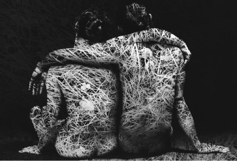 Sary Nou,  Homme et Nature , 2005, Photographie noir et blanc (tirage sur papier mat 1/1), 65 × 50 cm