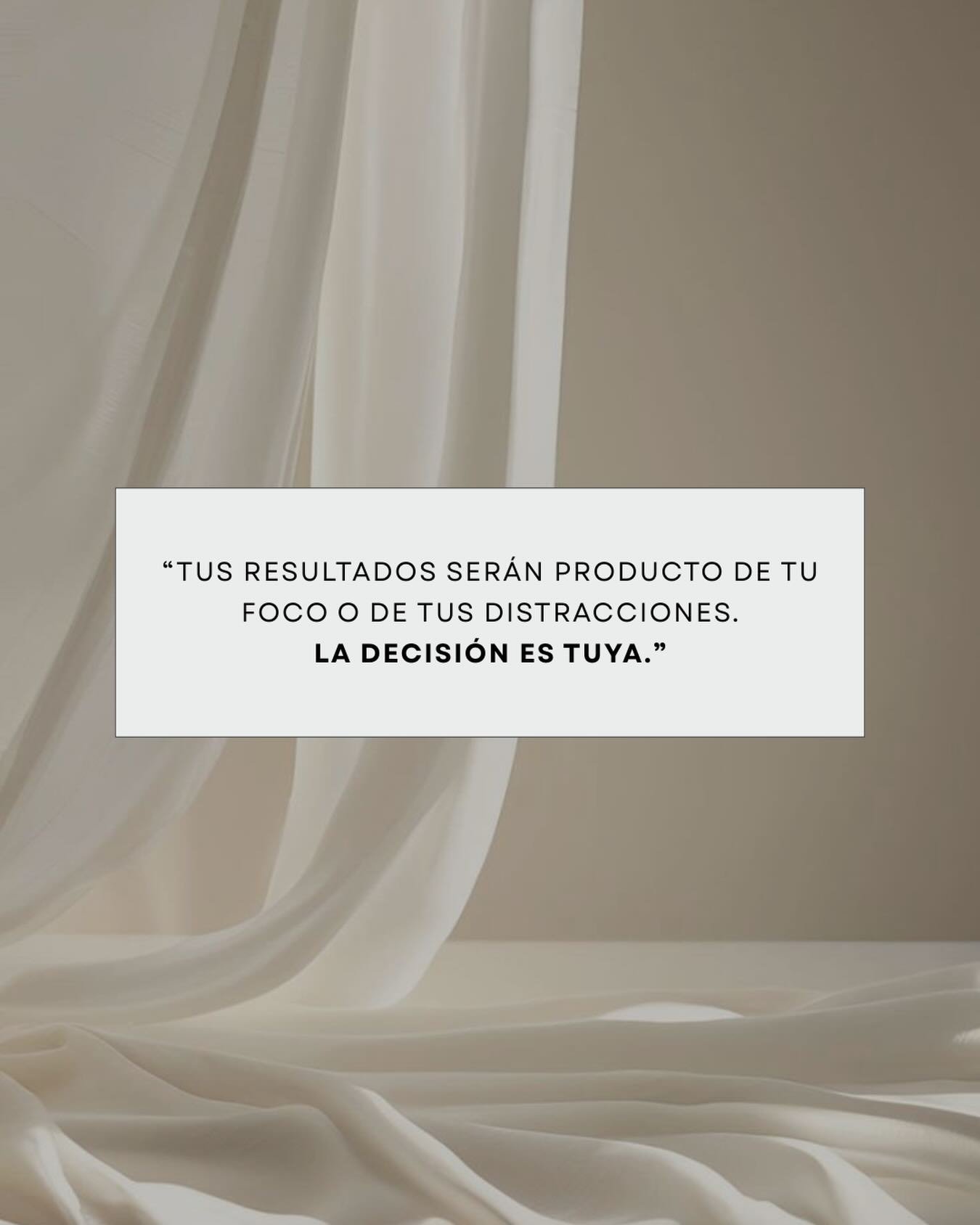 D&oacute;nde pusiste tu energ&iacute;a hoy? Robin Sharma lo resume perfecto: lo que alimentas, crece.

A veces nos quejamos de no ver avances, pero si analizamos nuestra agenda, est&aacute; llena de &ldquo;ruido&rdquo; y distracciones disfrazadas de 