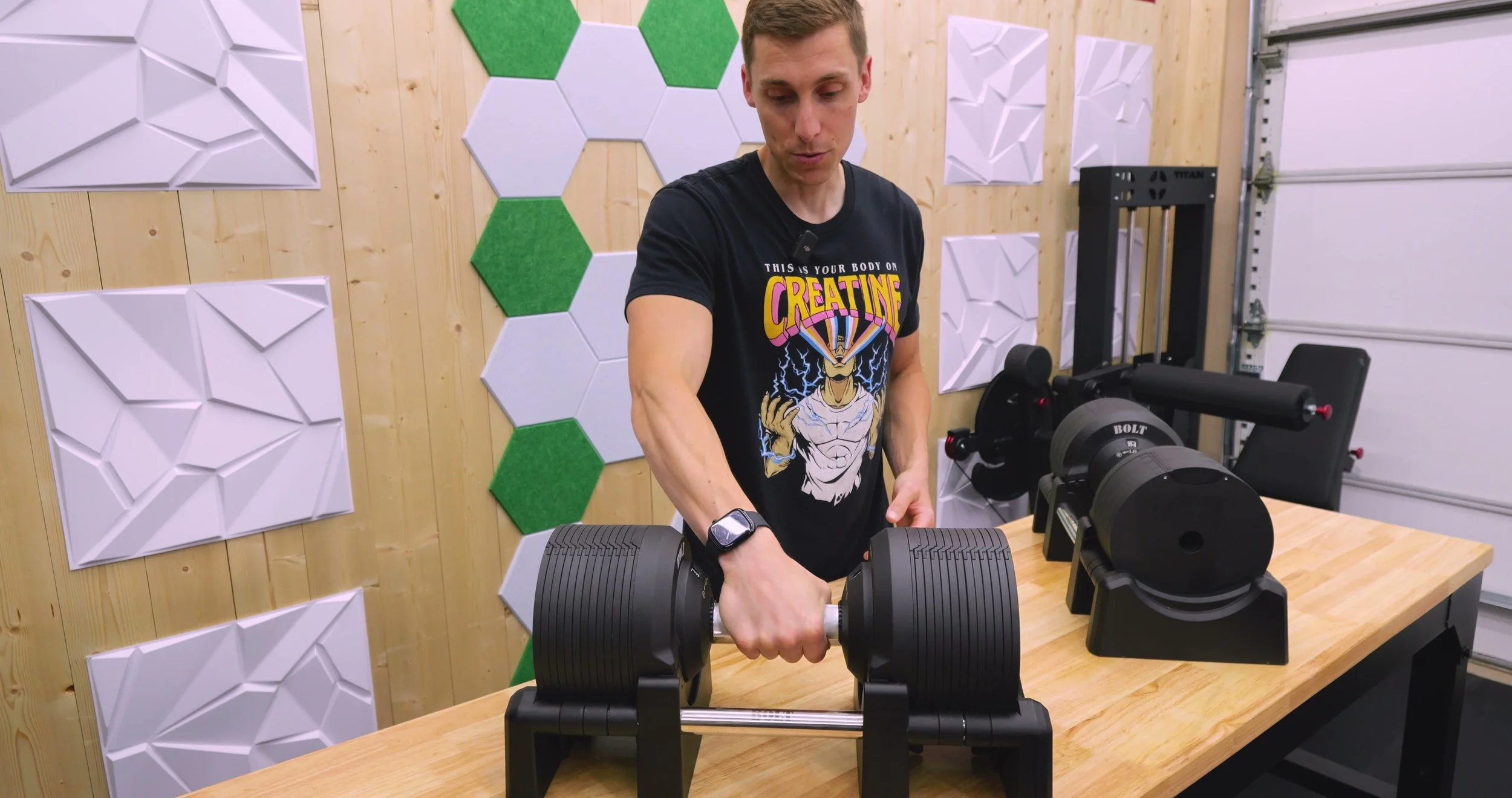 Bolt Fitness Revolver dumbbell handle twist adjustment