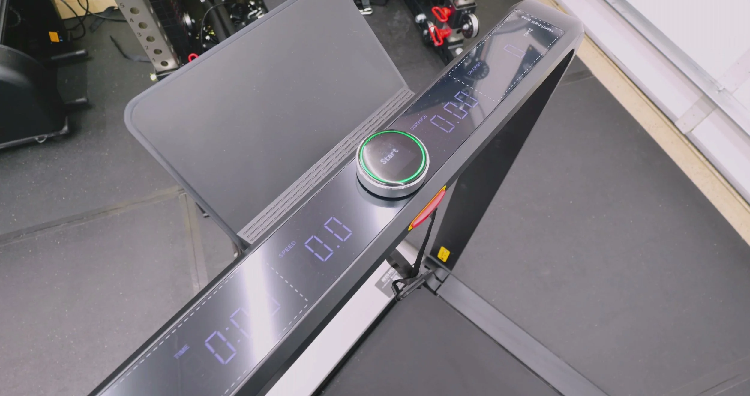 WalkingPad X21 control panel showing speed and distance