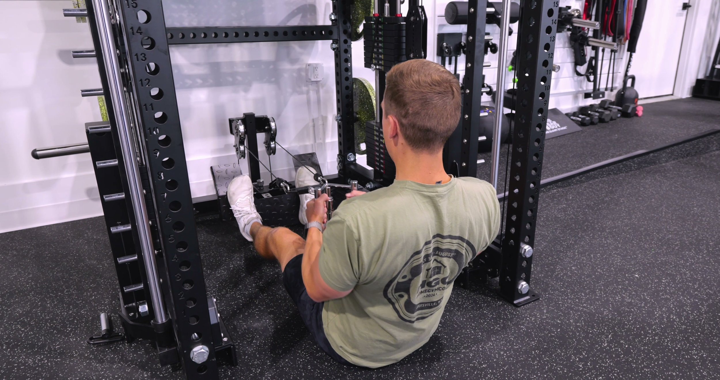 The adjustable low row footplate attached to the center of the rack