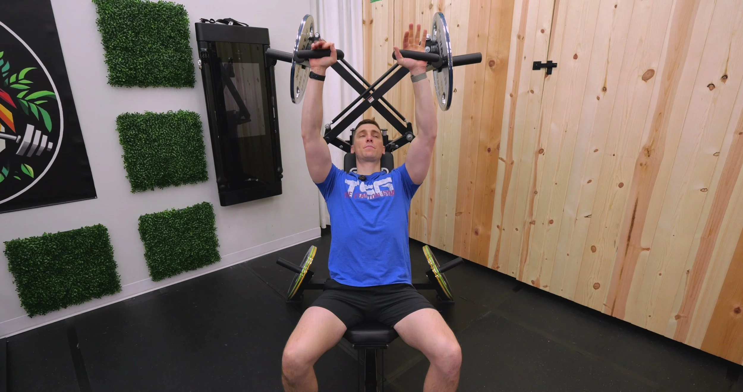 Using the GMWD V7 at an incline angle showing the converging arm path