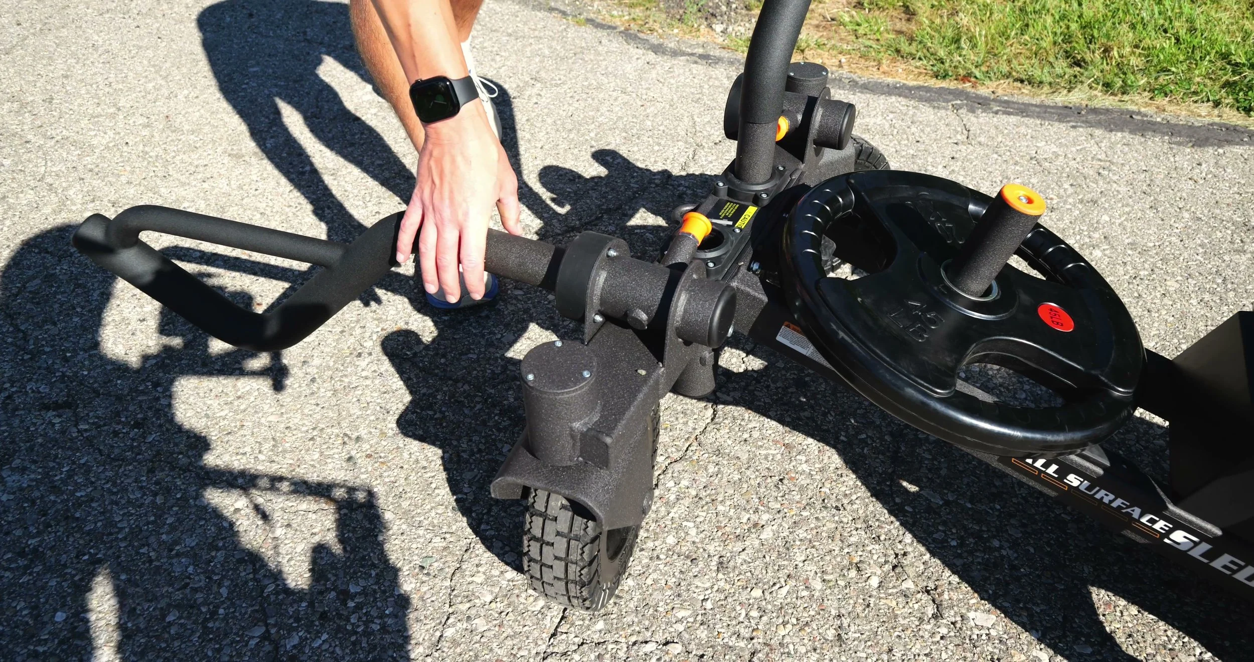 Swivel wheel assembly on the Torque TANK M1S sled