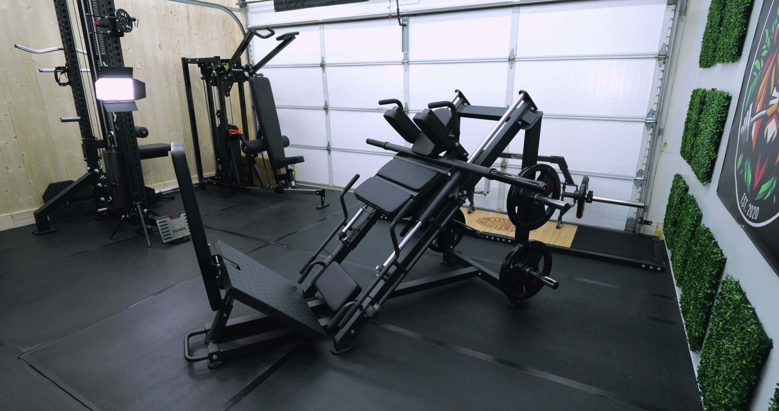 gmwd lh01 premium hack squat and leg press machine in home gym