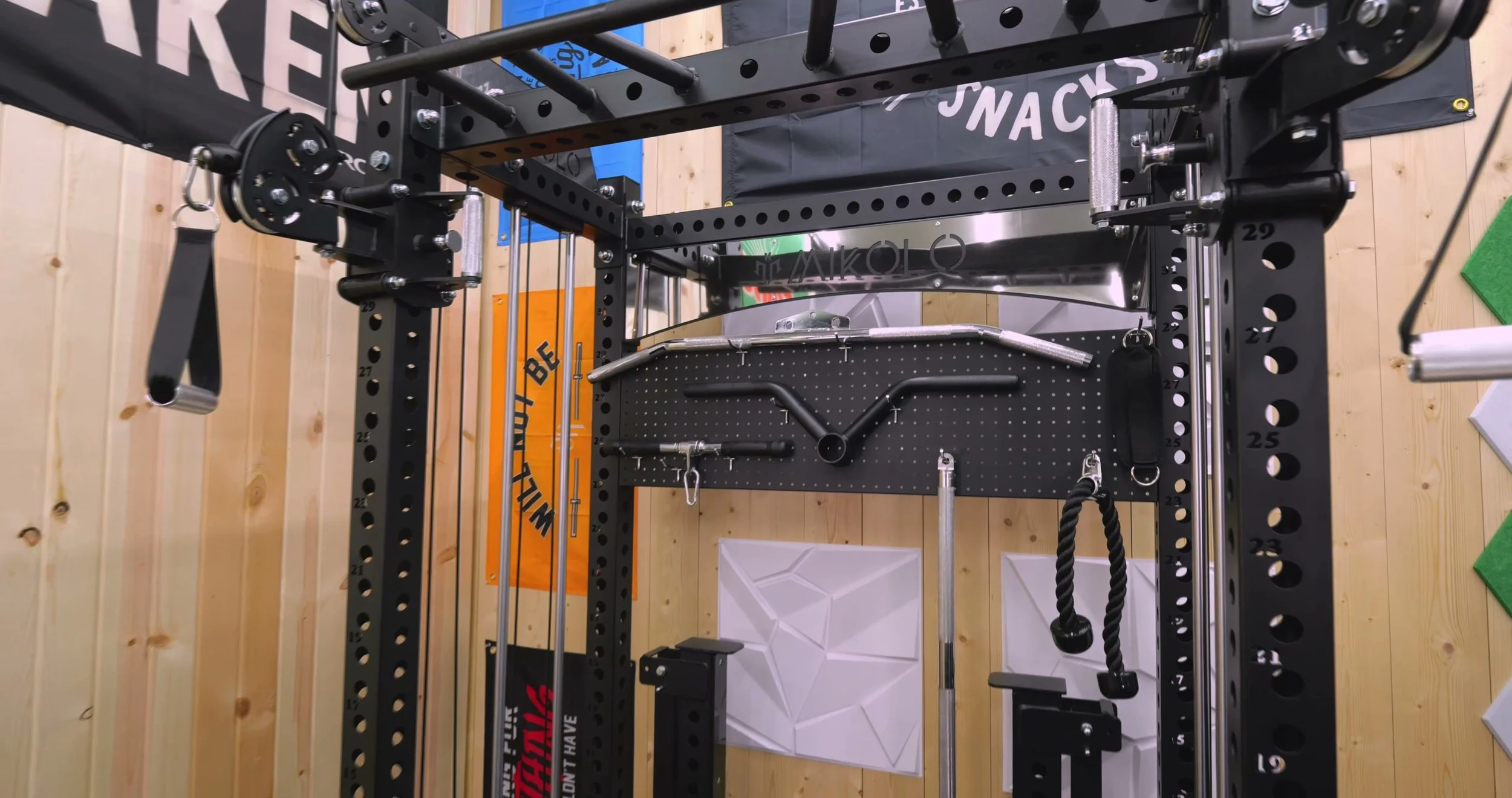 Mikolo Anubis 2.0 functional trainer trolley height adjustment mechanism