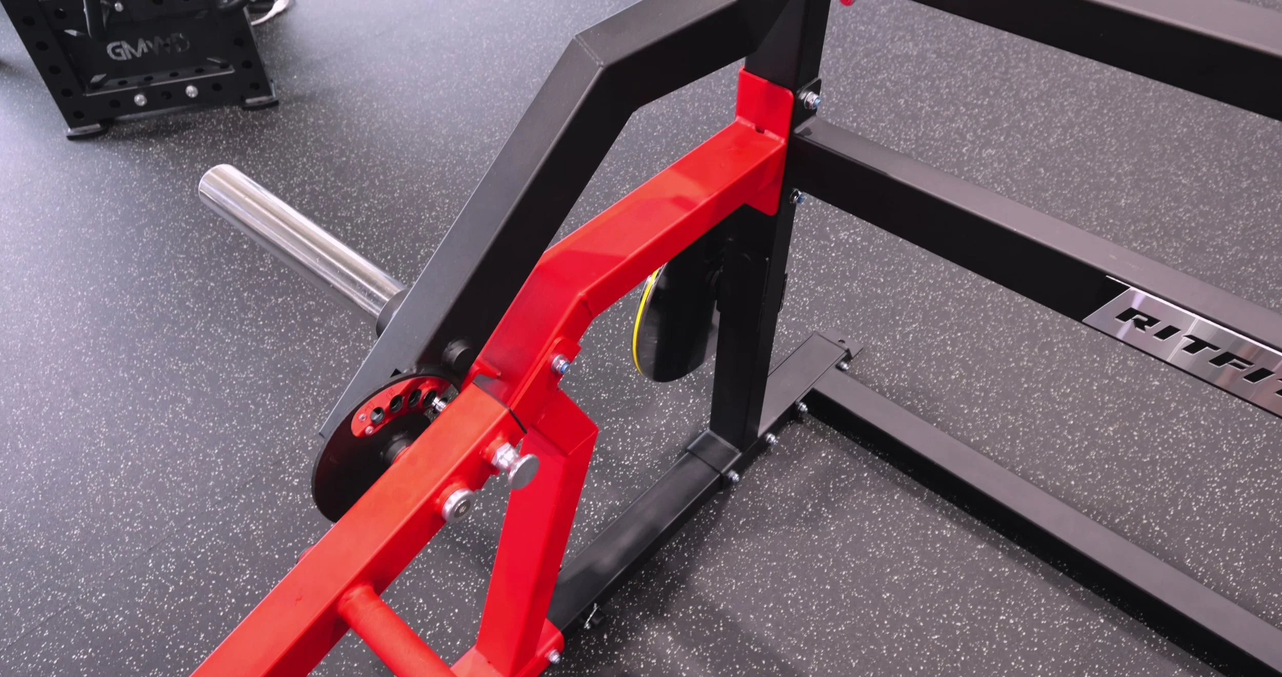 Angled weight horns loaded with plates on the RitFit Gorilla