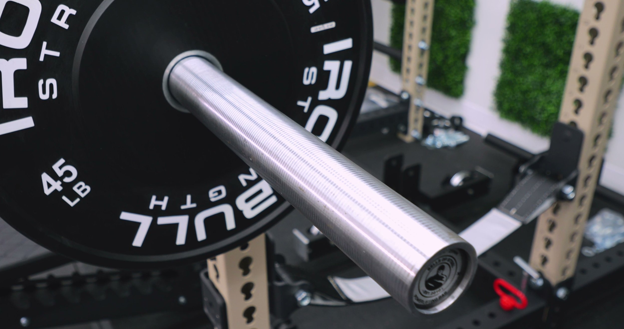 Ribbed sleeve design with plates loaded and collar installed