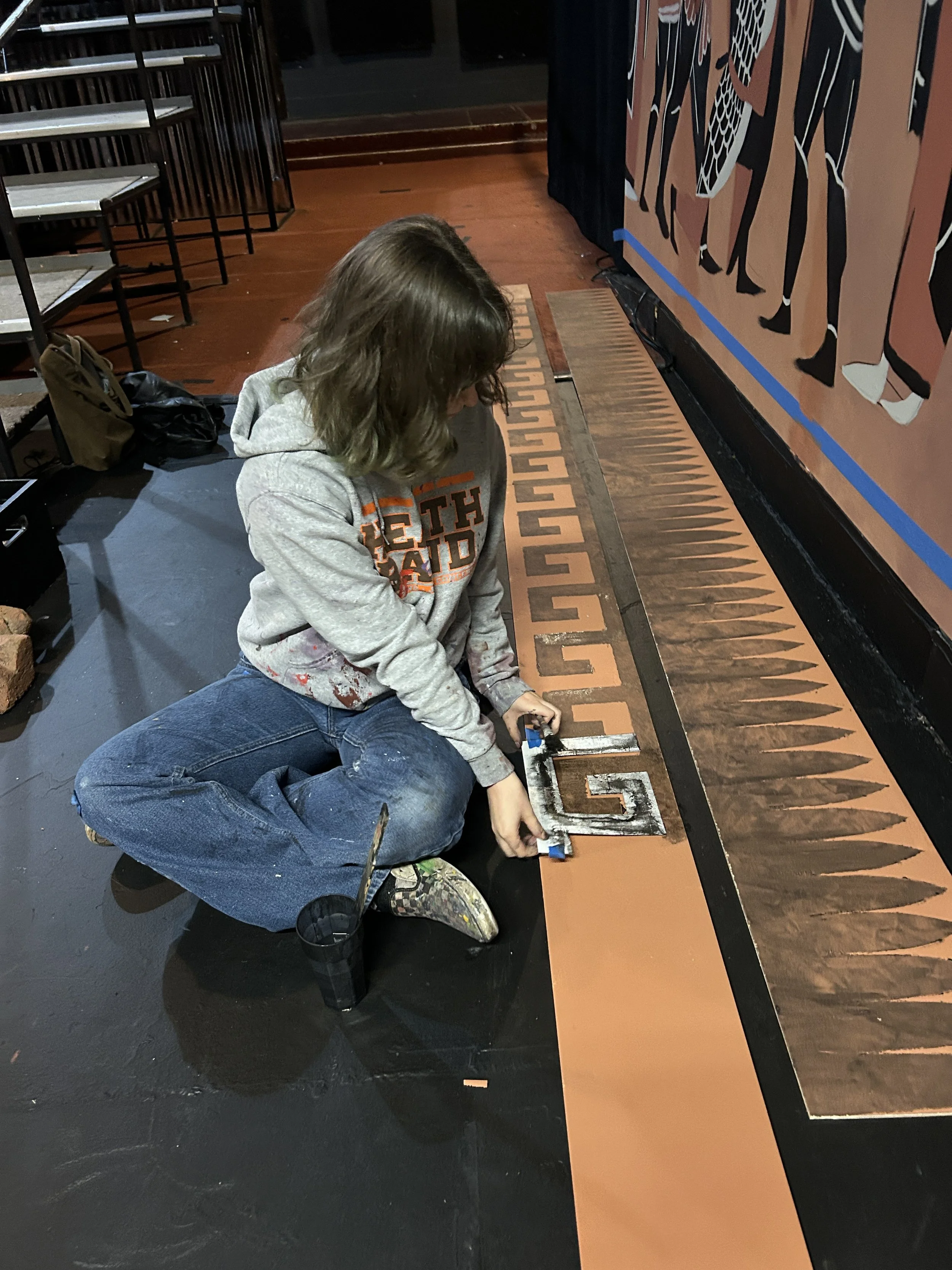 Showing how to use a stencil