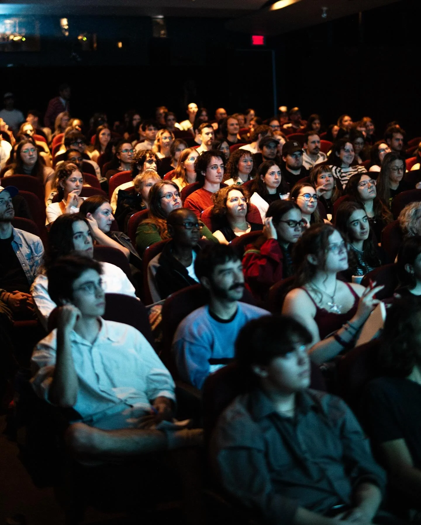 La classe de ma&icirc;tre avec Xavier Dolan a &eacute;t&eacute; un moment d&rsquo;&eacute;change riche, inspirant et rempli de r&eacute;flexions pr&eacute;cieuses sur le cin&eacute;ma et la sc&eacute;narisation. 🎬

Merci d&rsquo;avoir r&eacute;pondu