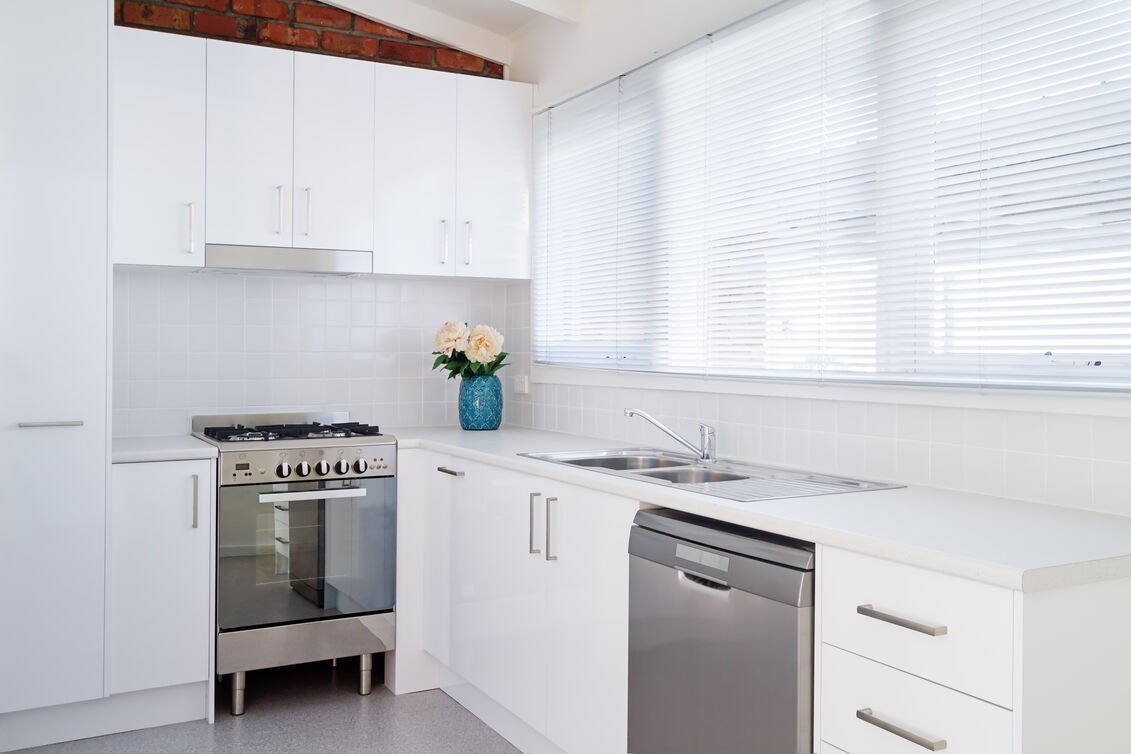 Kitchen-Window-Aluminium-Blind_optimized_250.jpeg