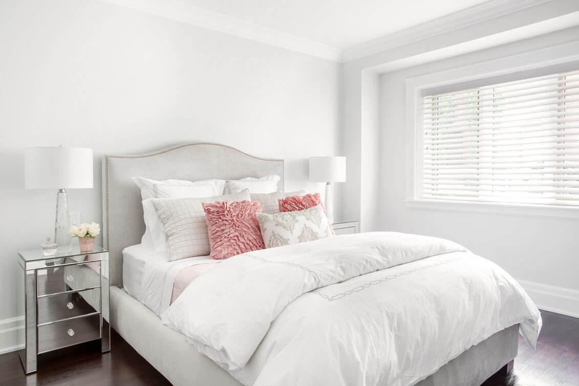 Soft-Bedroom-Venetian-Blind_optimized_250.jpeg