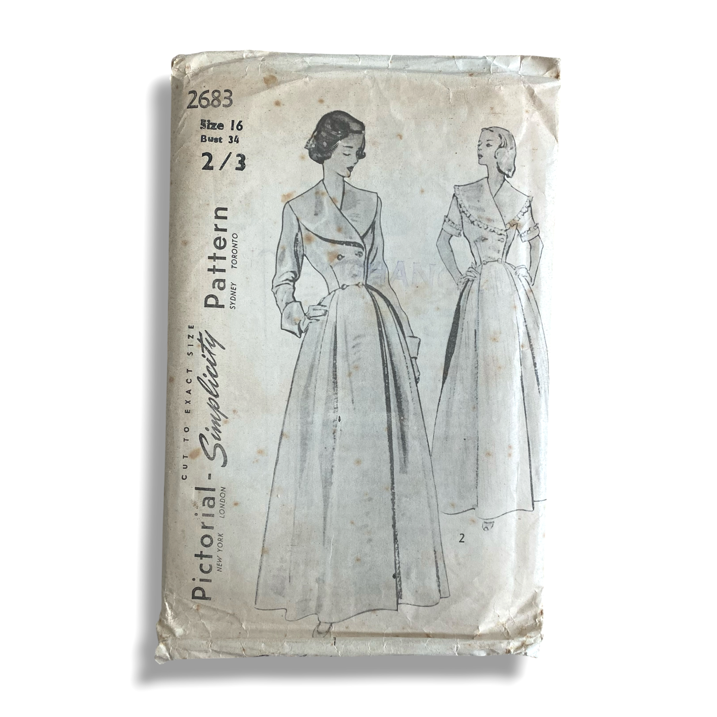 Simplicity+2683%2C+40s+Housecoat%2C+Size+16%3A34%2C+Cut+%26+Complete%2C+Vintage+Sewing+Pattern0.png