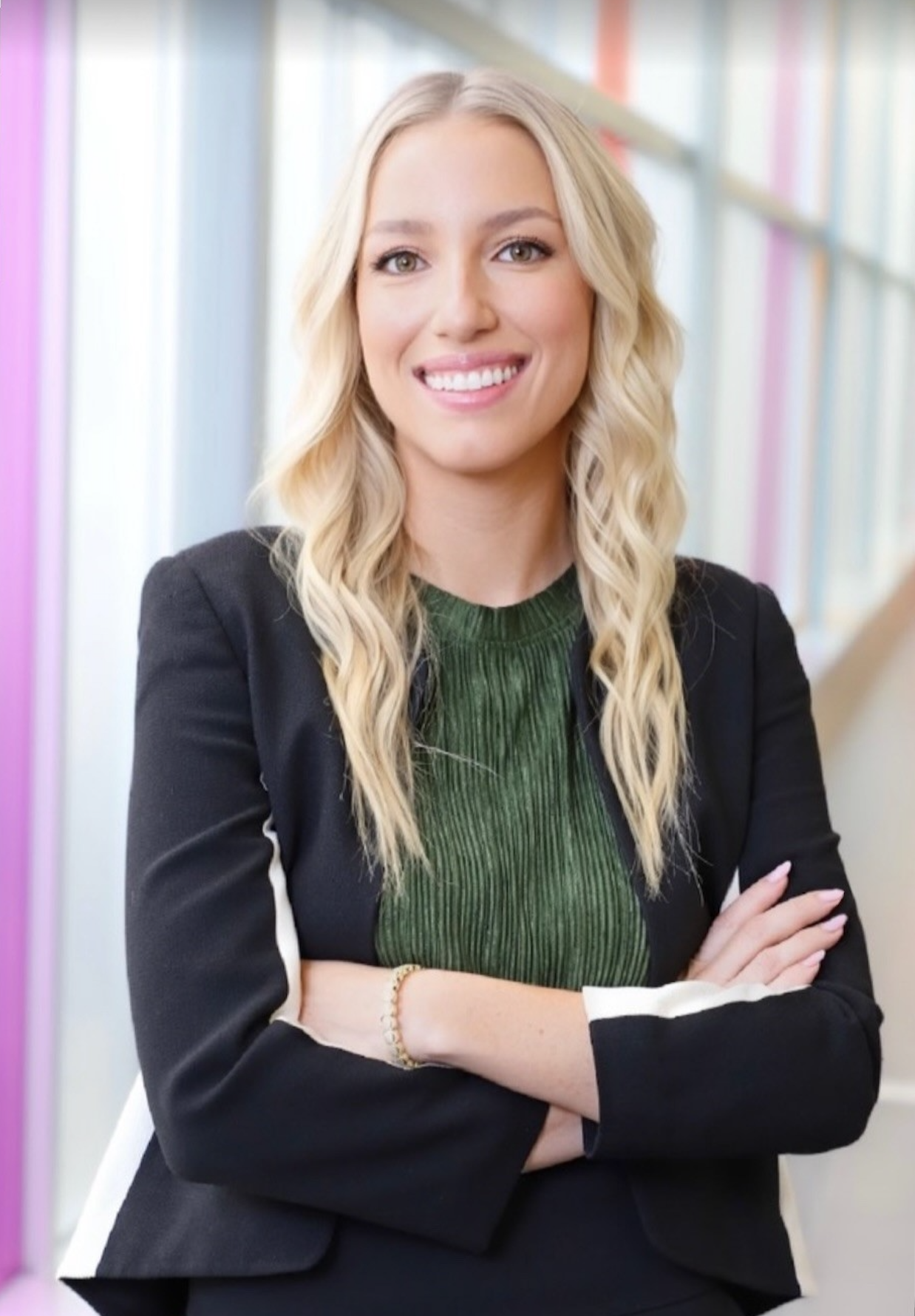 Shanlea Gordon headshot