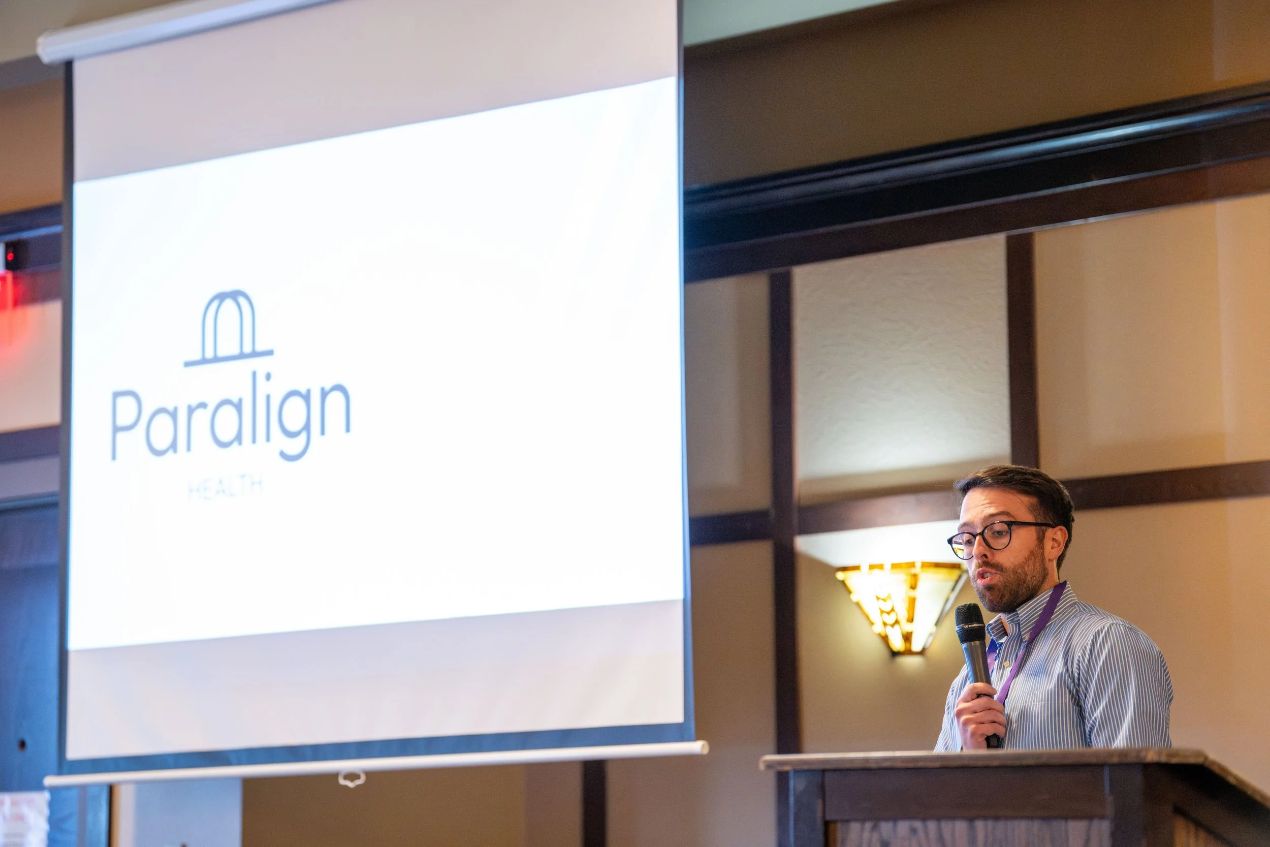 Speaker with a microphone 