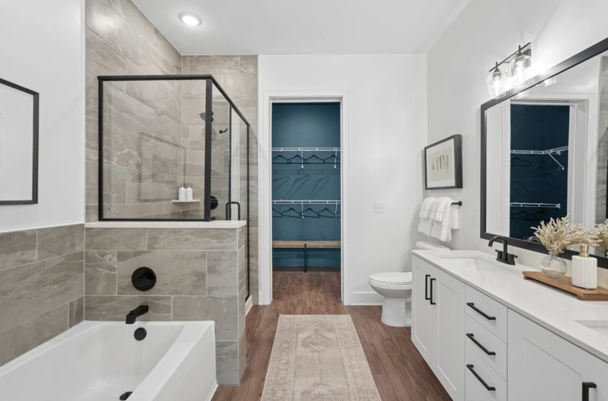 bathroom-forayna.png