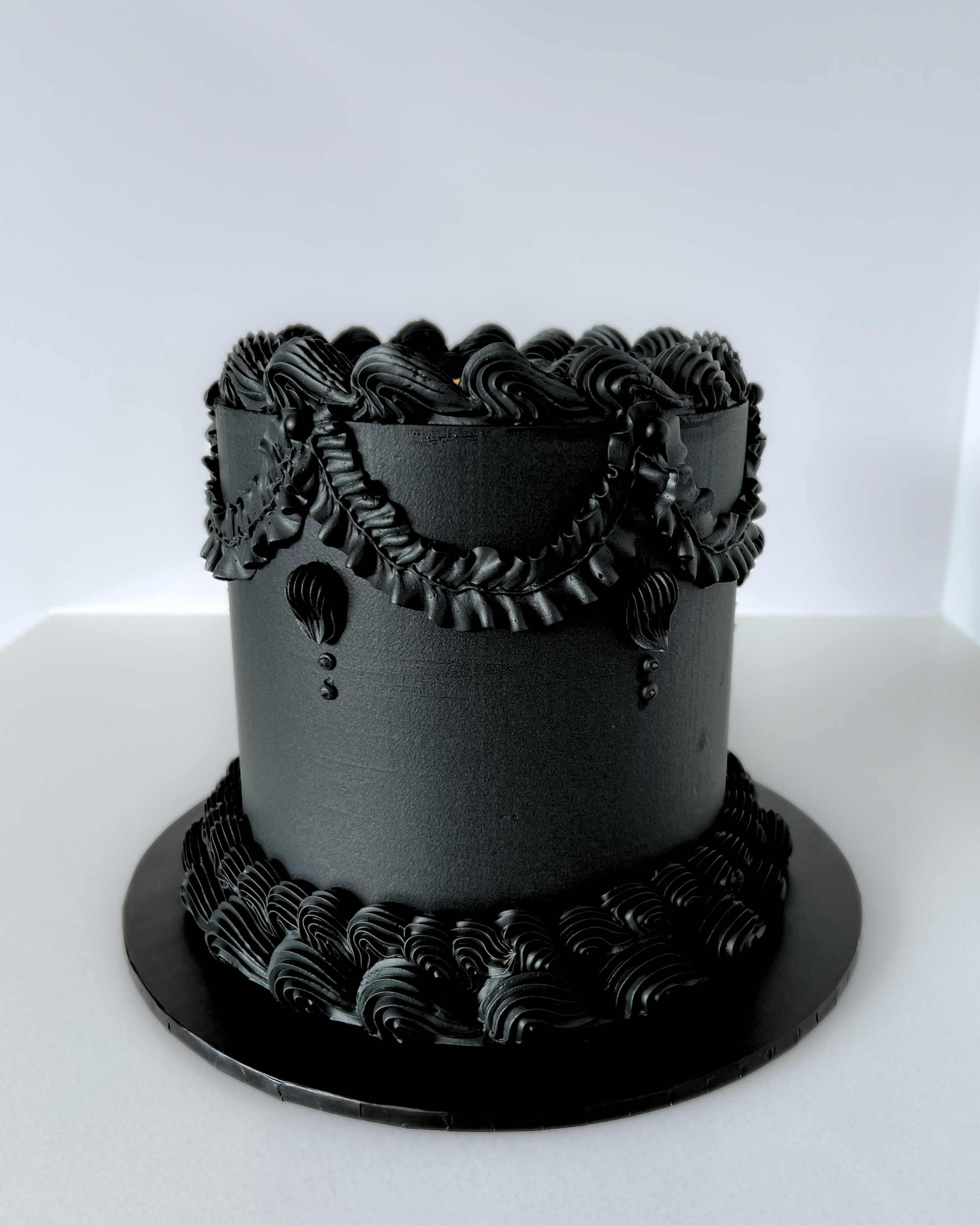 Vintage black 2025-08.png