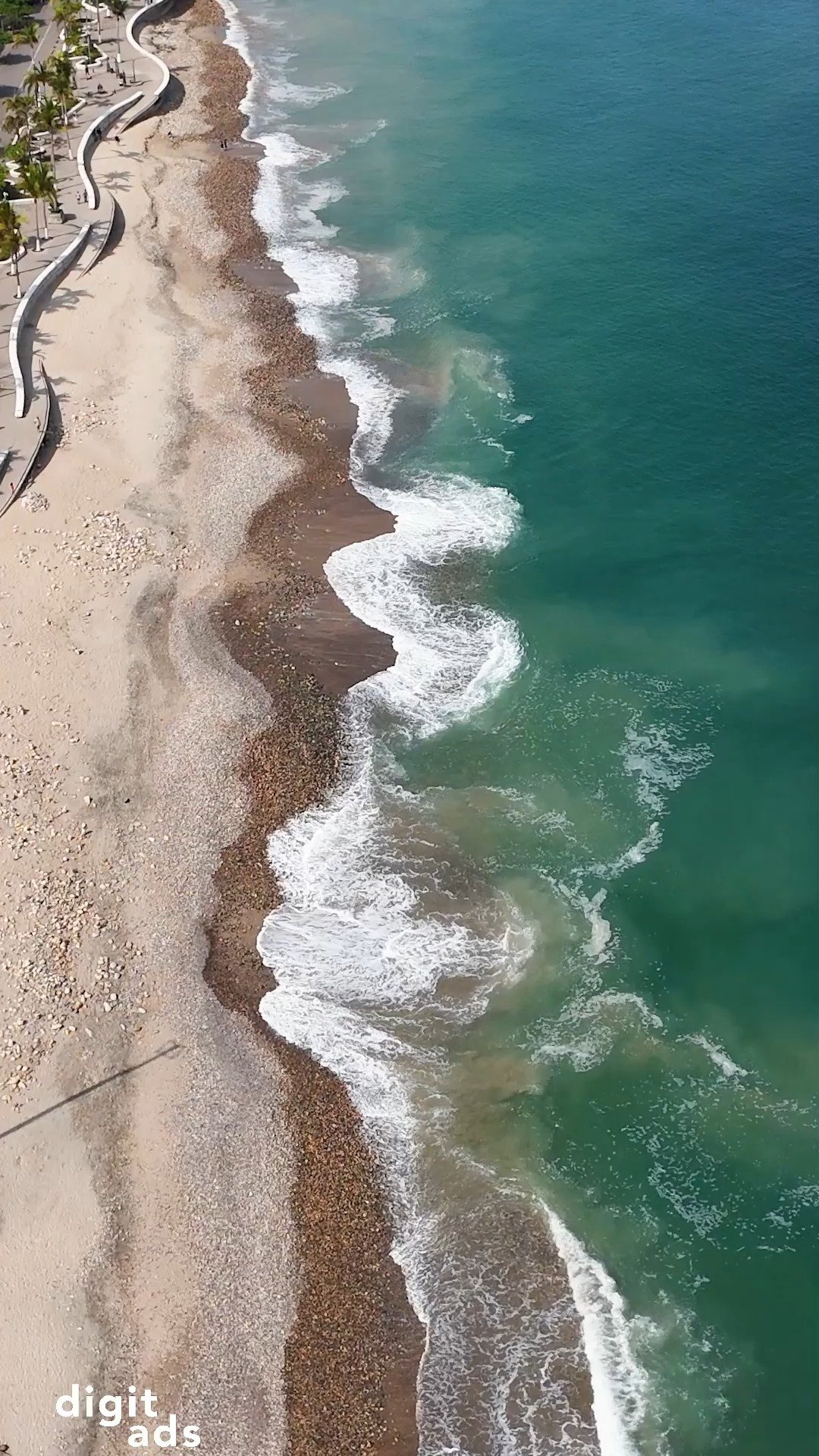 🌴 ¿Quieres que tu hotel destaque con contenido visual espectacular? ¡Nosotros lo hacemos posible! 🎥
Descubre cómo capturamos la esencia del paraíso en @loft_hotelmaleconvallarta, mostrando cada rincón de lujo y co