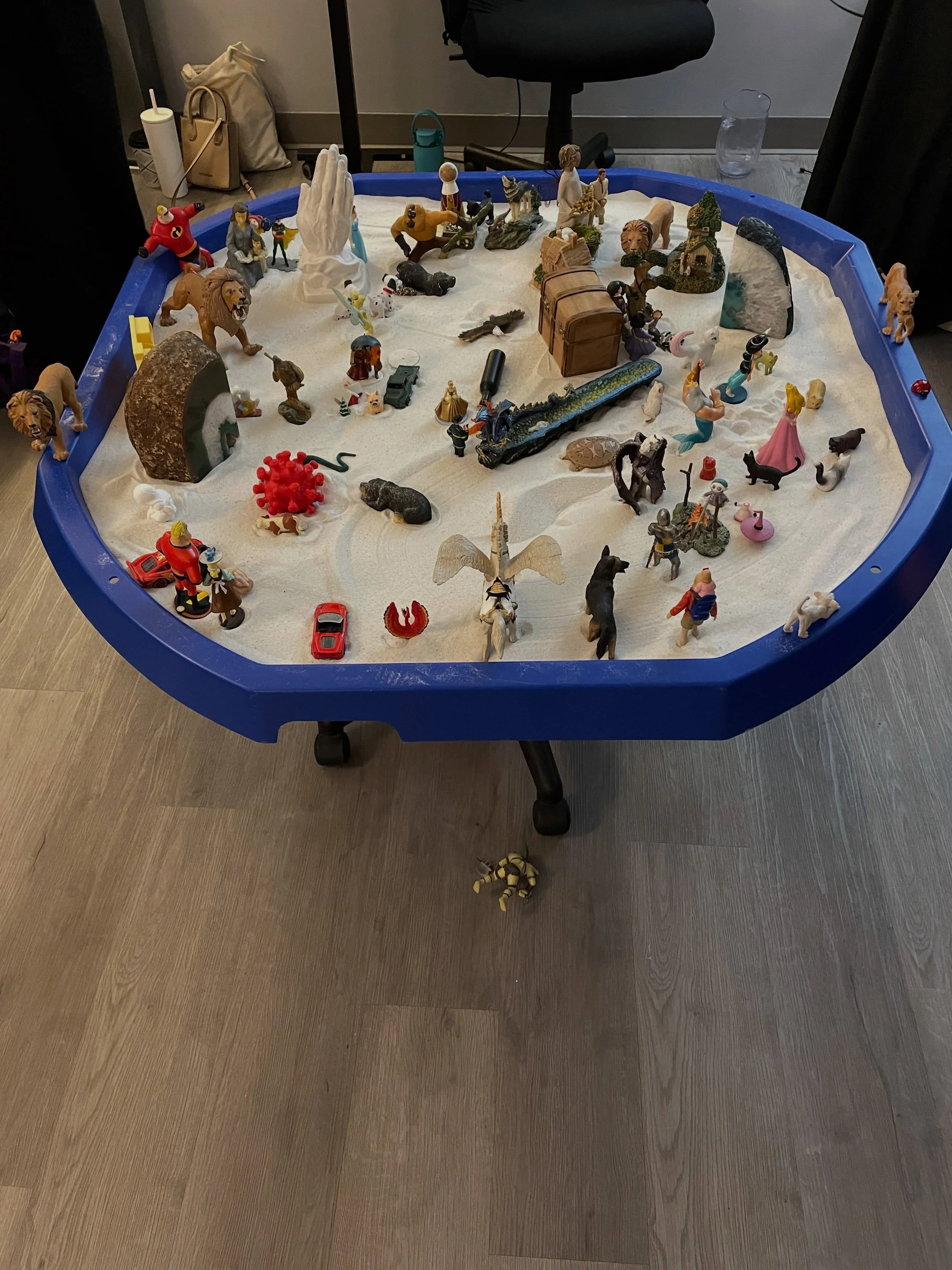Day 3 of Introduction to Sand Play Therapy completed on Tuesday! Topics were families, couples and groups. 

An amazing new group of Sand Play Clinicians are ready to take on clients. We can&rsquo;t wait to see you in our Intermediate Sand Play Train