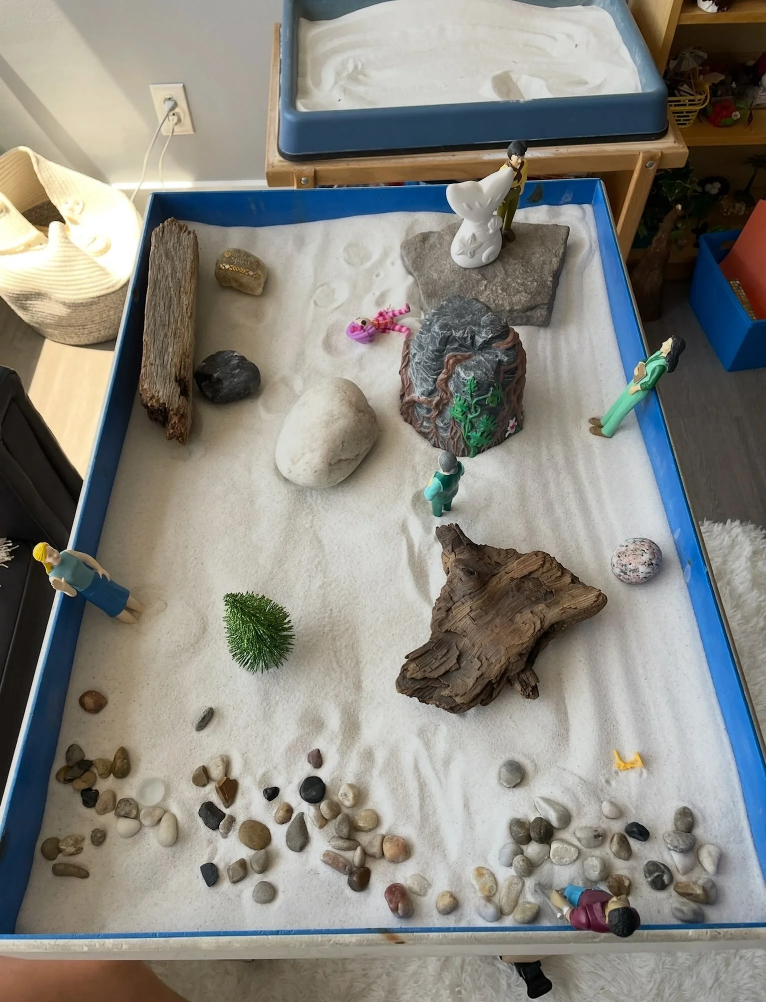Last call for Introduction to Sand Play Therapy Training this Sunday, Monday and Tuesday, October 18-20, 9am-5pm. ✨ Register today at www.lcsnj.com #sandplay #trauma #continuingeducation #socialwork