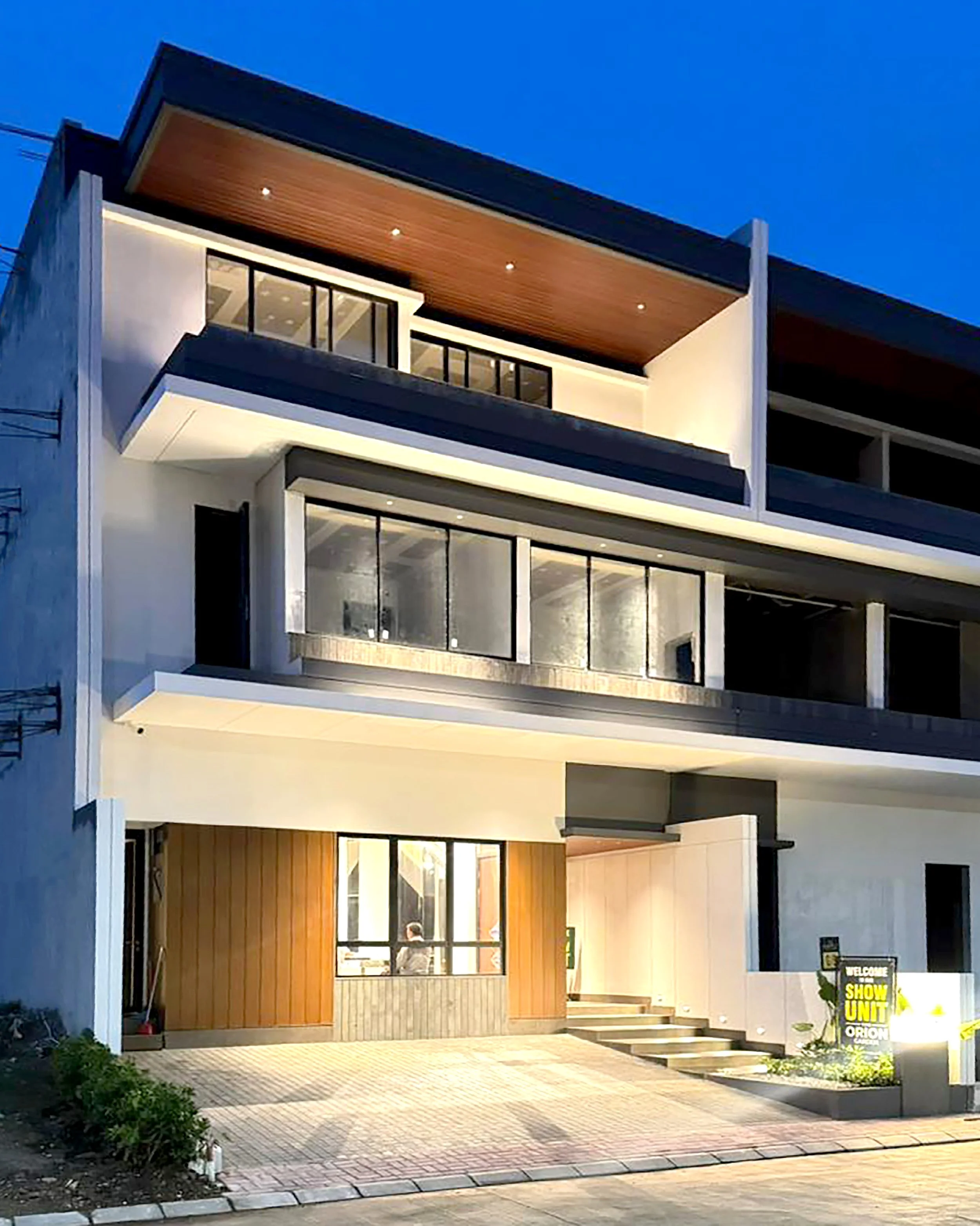 WhatsApp Image 2025-11-19 at 17.06.19 (1).jpeg