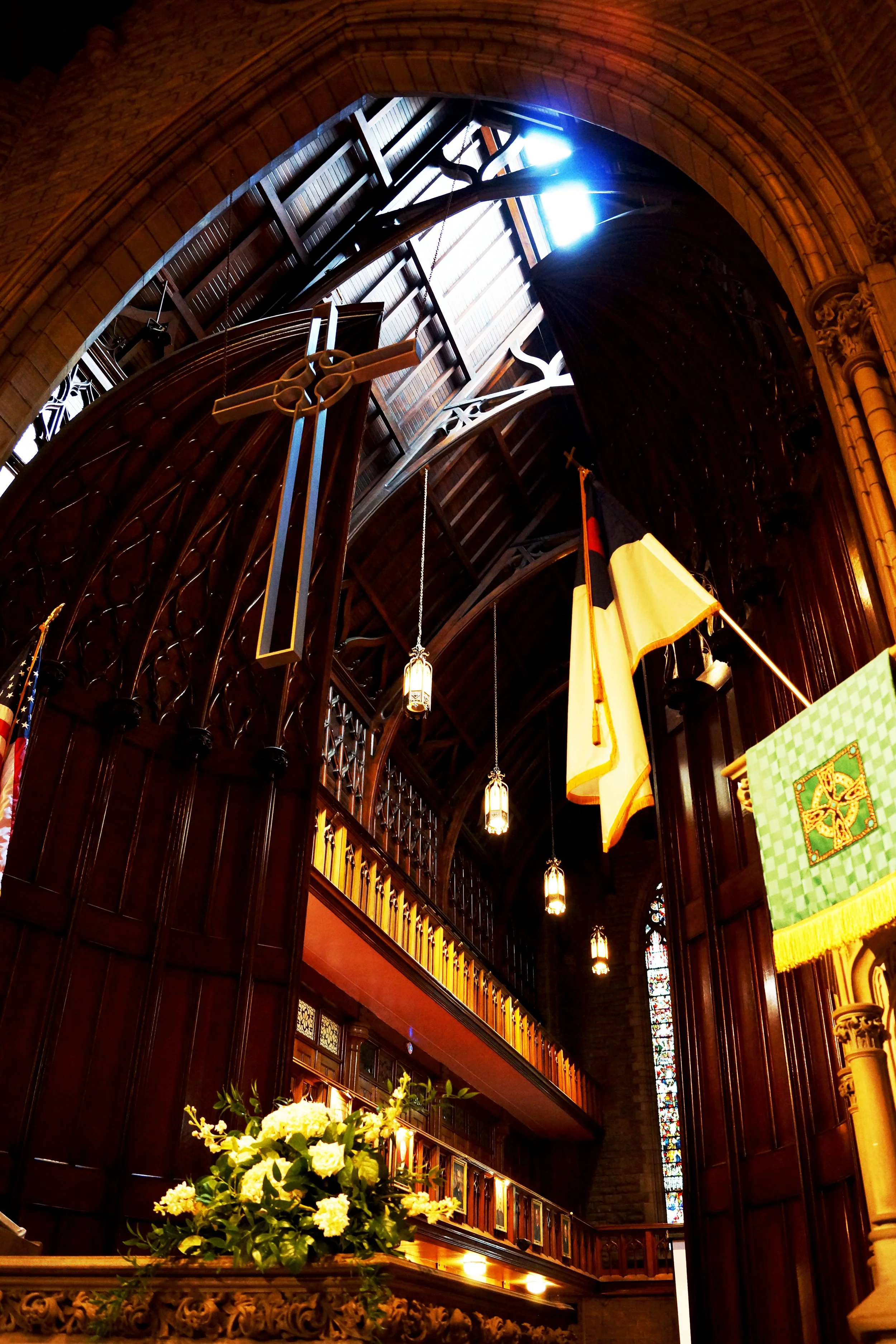 Stunning travel shots by Shobi Photography in Pittsburgh, featuring iconic landmarks