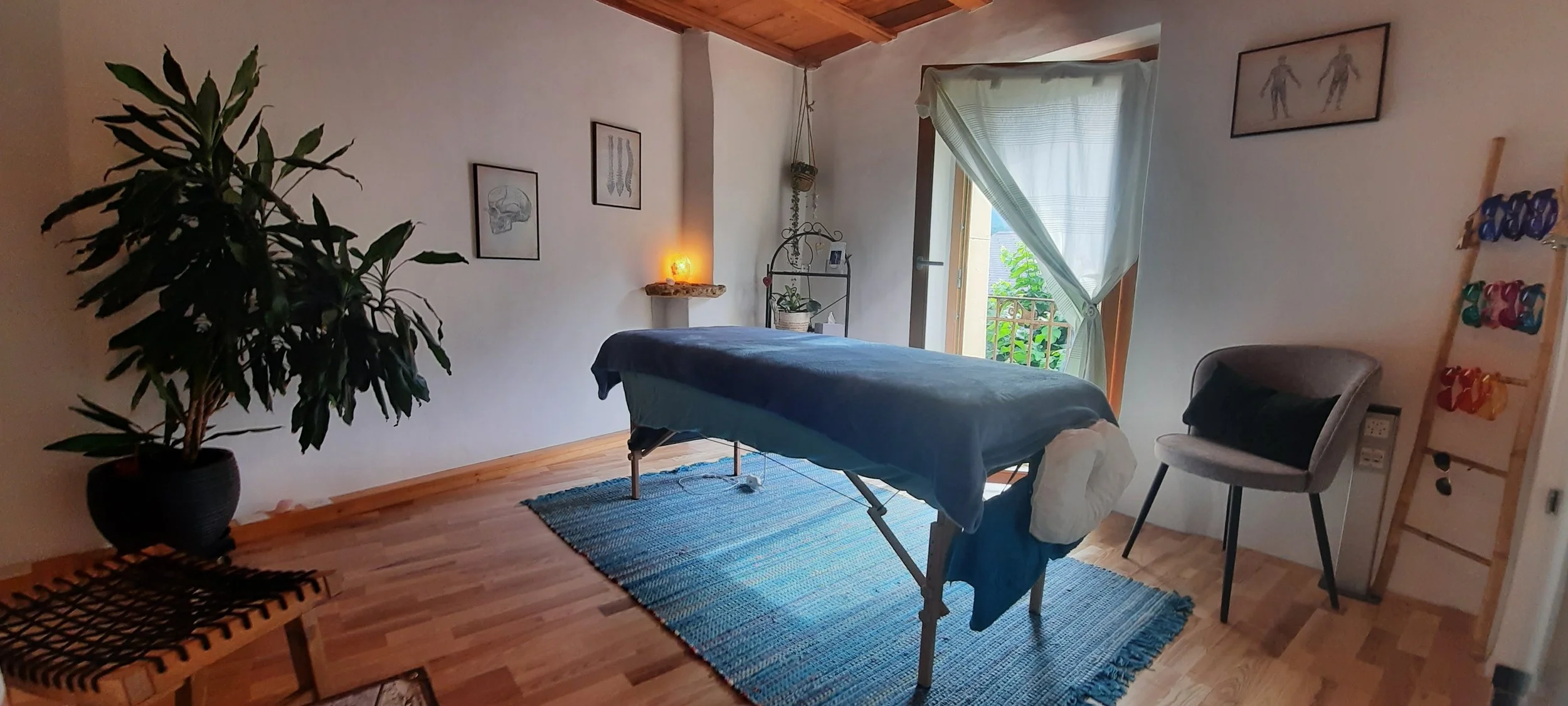 Espace de soin cosy et apaisant.