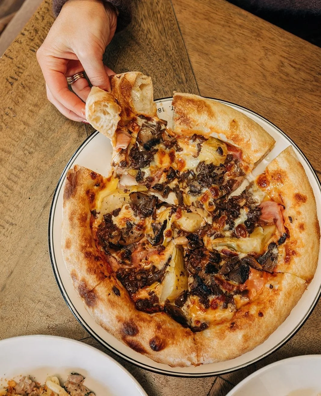 You can't go wrong... Perfect for dining in, takeaway and our Bottomless Pizza offer for parties and events. 🔥🍕⁠
⁠
⁠
Pictured is our Capricciosa &bull; napoli, mozzarella, artichoke, mushroom, olive.⁠
⁠
⁠
...⁠
⁠
⁠
⁠
#TheSirGeorge #Pizza #CountryPub
