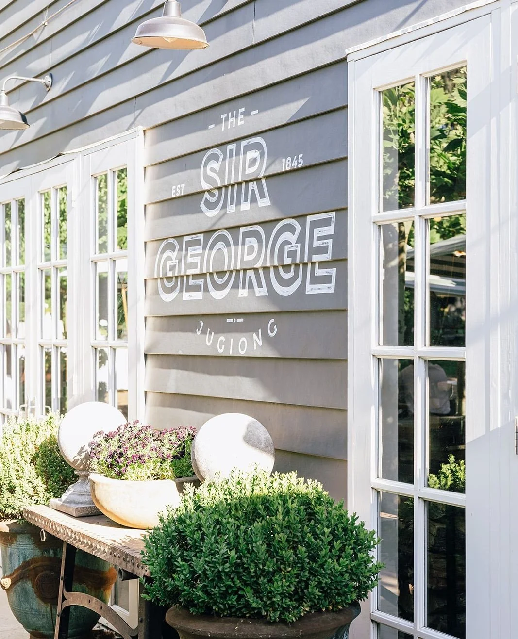 Happy Australia Day from whole team at The Sir George. 🇦🇺❤️⁠
⁠
#TheSirGeorgeJugiong