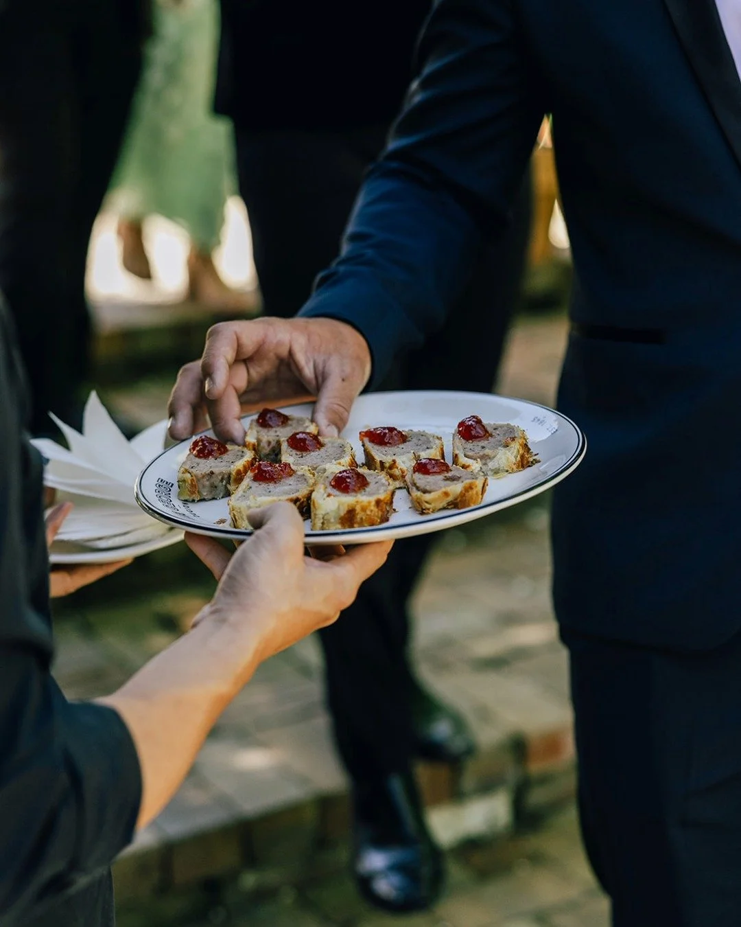 Gather your favourite people and join us for a memorable day at The Sir George. 🥂
Host your next celebration with us - get in touch via our website.

#RuralNSW #CountryNSW #Jugiong  #CountryPub
