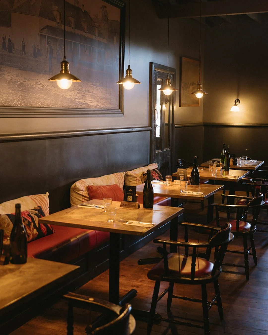 If you're looking for a cosy country pub this winter, you'll find us at 320 Riverside Drive, Jugiong.⁠
⁠
⁠
@sophie_louphotography⁠
⁠
⁠
⁠
#RuralNSW #CountryNSW #Jugiong #Countryside #CountryPub #WinterWeekend #VisitNSW