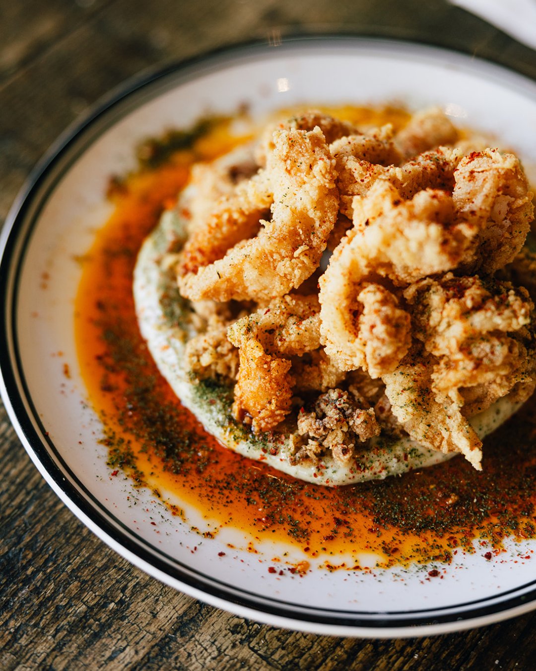 Calamari Fritto, lemon myrtle aioli and aleppo pepper. 🦑🌶️⁠
⁠
⁠
⁠
#RuralNSW #CountryNSW #Jugiong #Countryside #CountryPub #WinterWeekend #VisitNSW