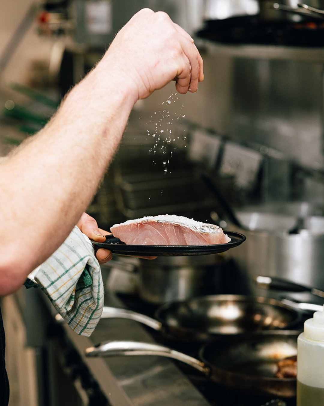 Good food starts with good produce. 🥩🥦⁠
⁠
We source locally and our menu evolves with the seasons so we're always serving fresh, seasonal ingredients at their best.⁠
⁠
⁠
⁠
#RuralNSW #CountryNSW #Jugiong #Countryside #CountryPub