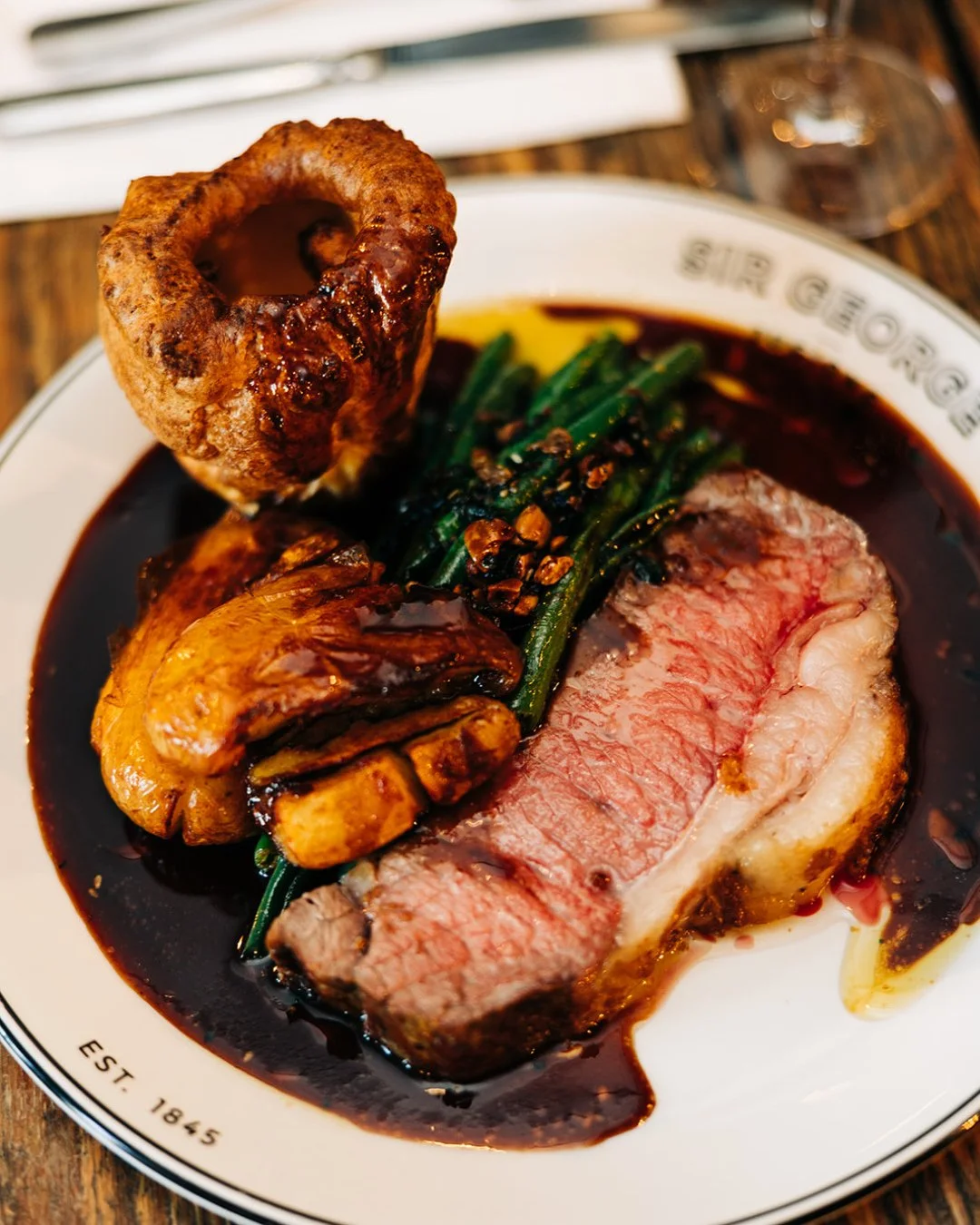Mum&rsquo;s roast has officially been replaced. Sorry, Mum! �⁠
⁠
Enjoy a roast at The Sir George, every Sunday.⁠
⁠
⁠
⁠
⁠
#RuralNSW #Jugiong #Countryside #CountryPub ⁠