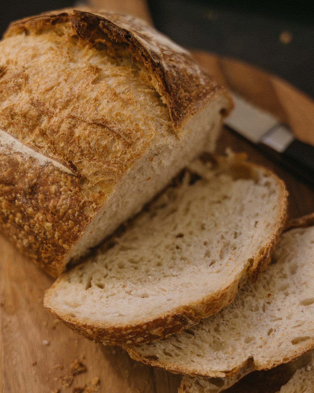 Our sourdough is made fresh in-house. Find it on the menu with cultured butter &amp; pepperberry togarashi, and if you&rsquo;re staying with us, you&rsquo;ll receive a complimentary loaf to enjoy during your stay.⁠
⁠
⁠
⁠
⁠
⁠
#RuralNSW #Jugiong #Count