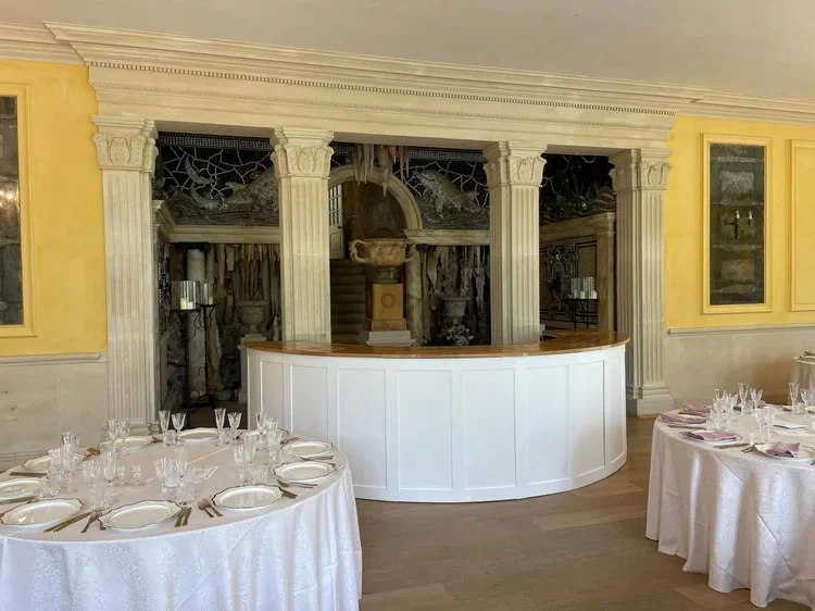 Semi Circular Traditional White Bar