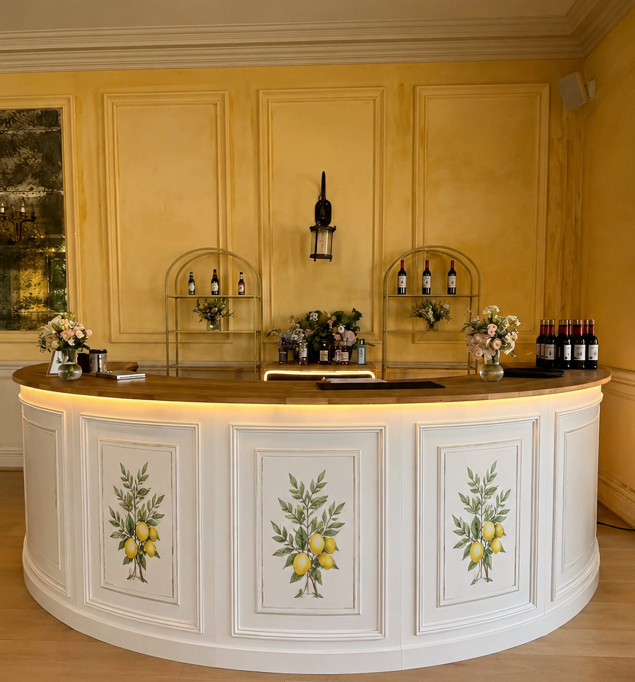 Customisable Bar - Melt Bars Euridge Manor 