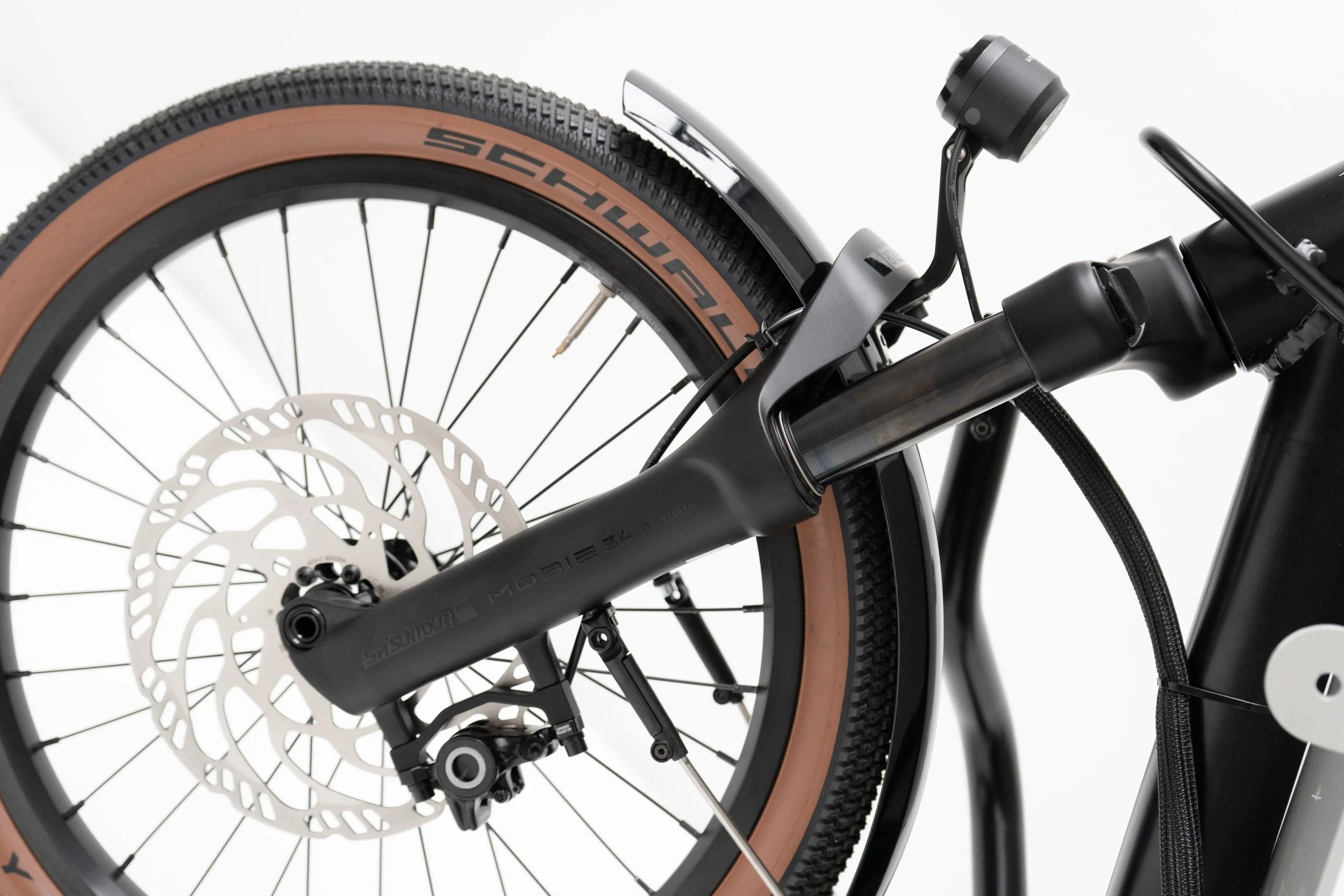 SR Suntour Federgabel und Magura Scheibenbremse - Komfort und Sicherheit am Vorderrad