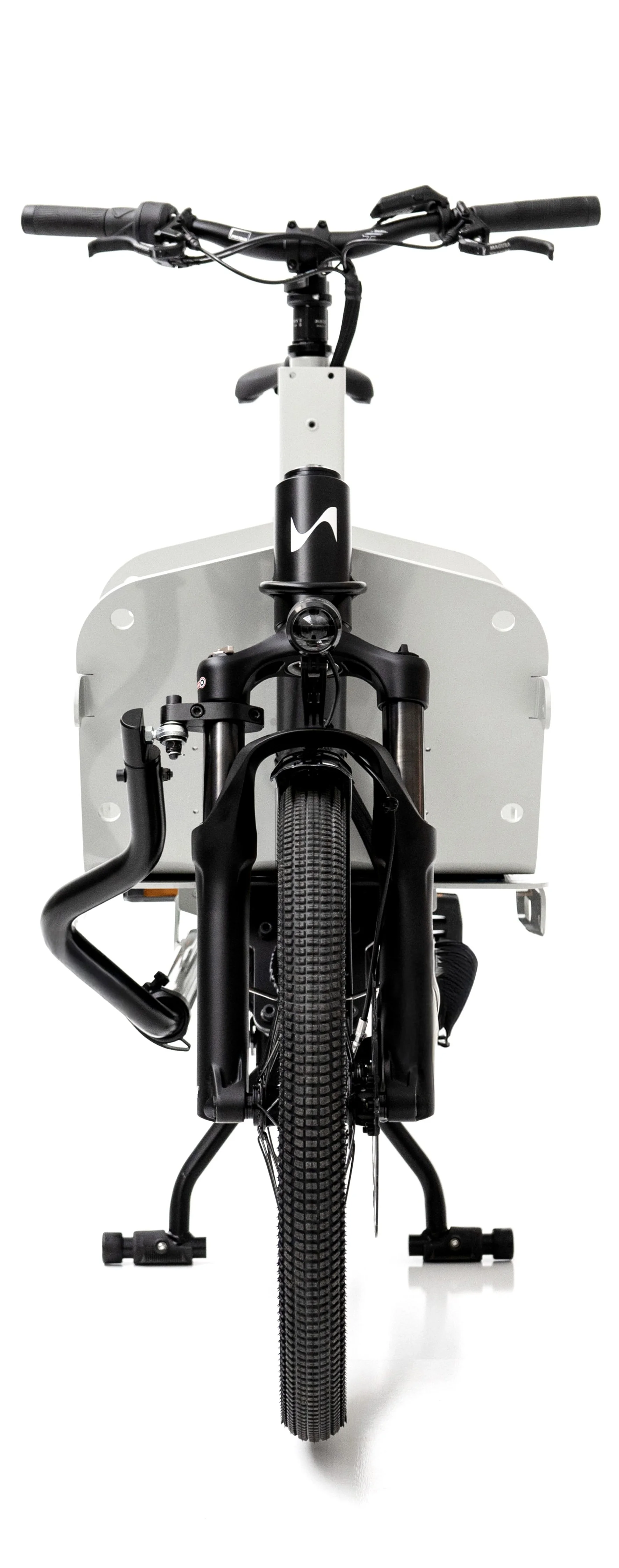 Qemeo Cargo Bike Frontansicht - Stabiles Lastenrad