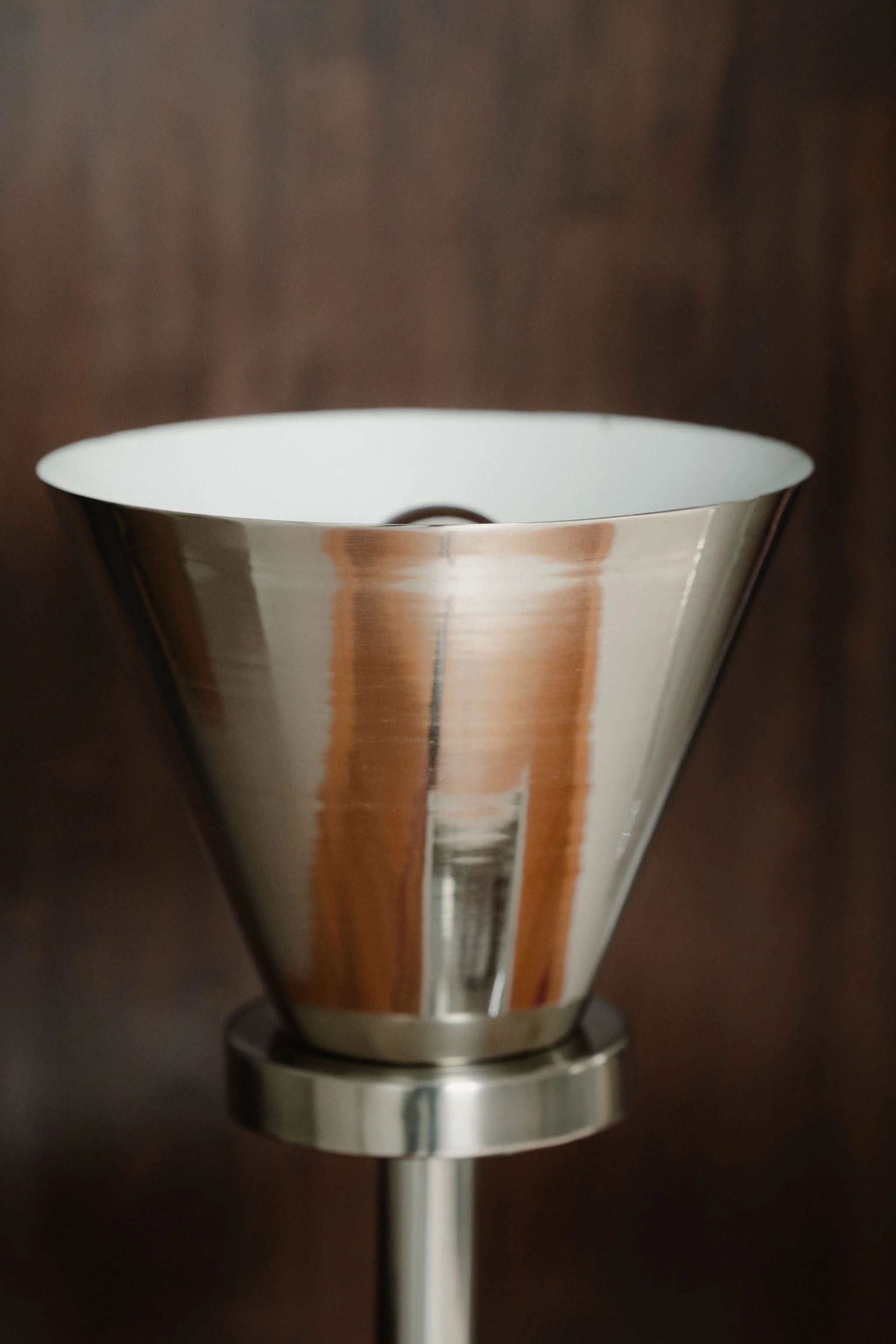 51_Tischlampe_Metall_Burgunder-13.jpg