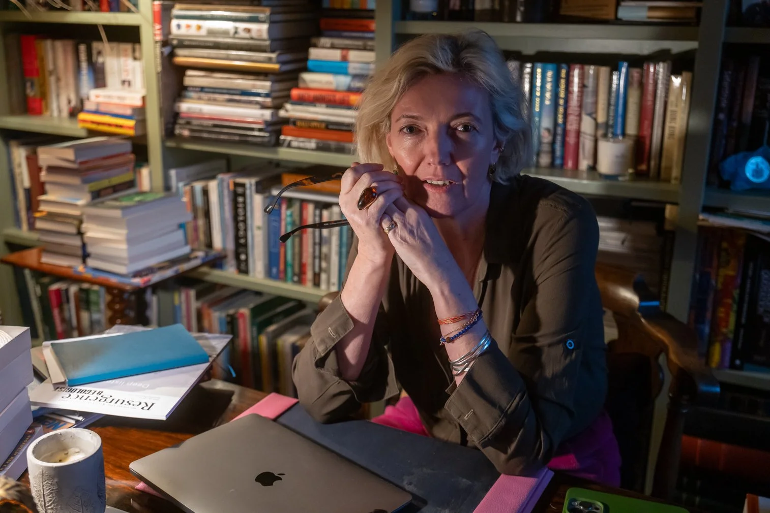 Annabel Heseltine at desk @maxmilliganphotos