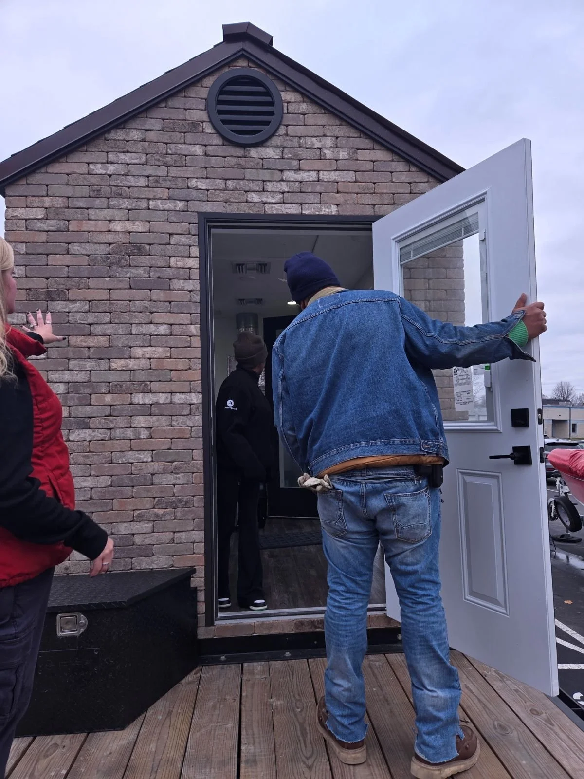 956b7d51-3bdf-4b0a-92e8-1117d932f63f.jfif