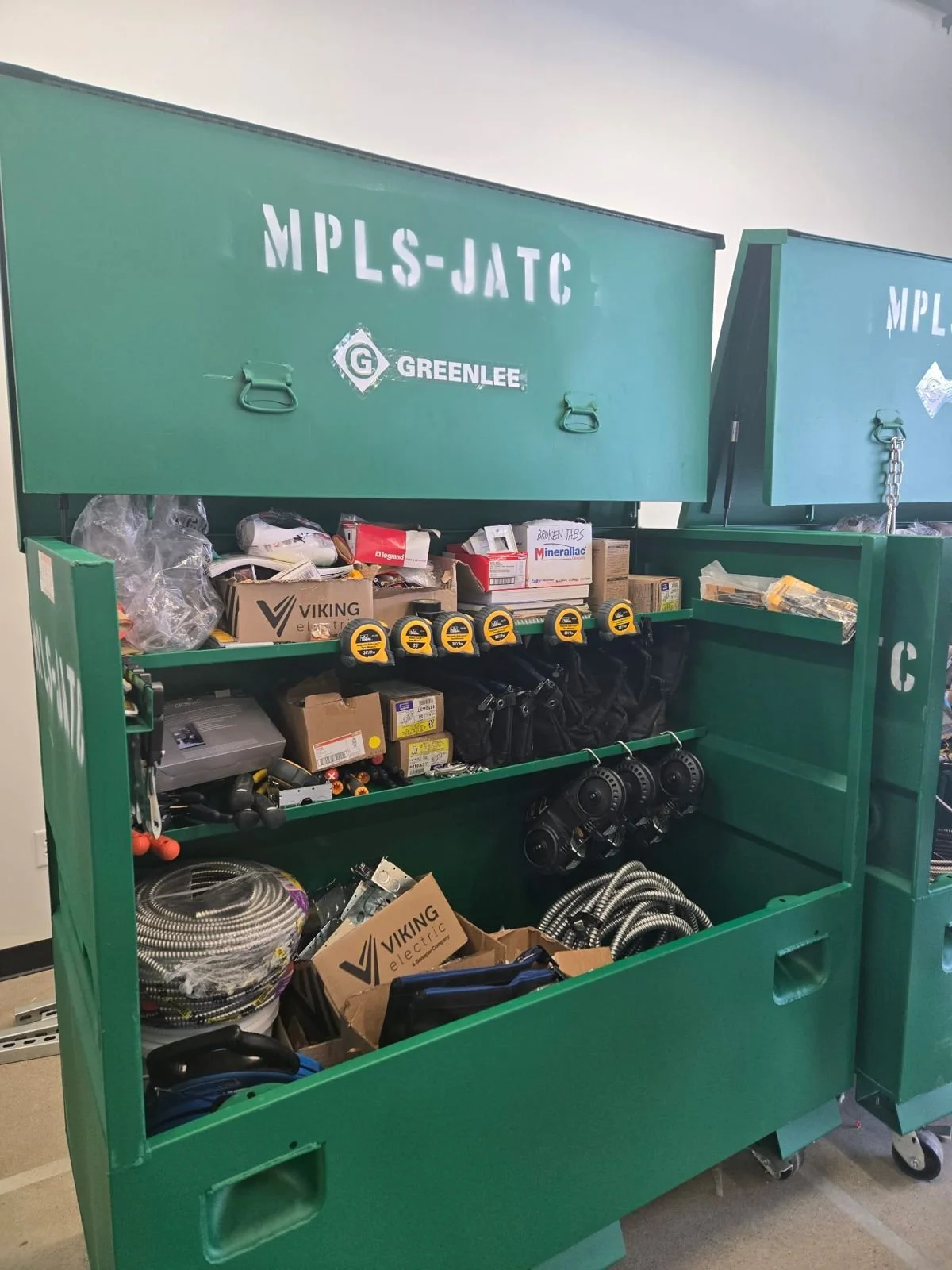 0e8c0ad3-828f-4a2e-bc43-25ed15fc485e.jfif