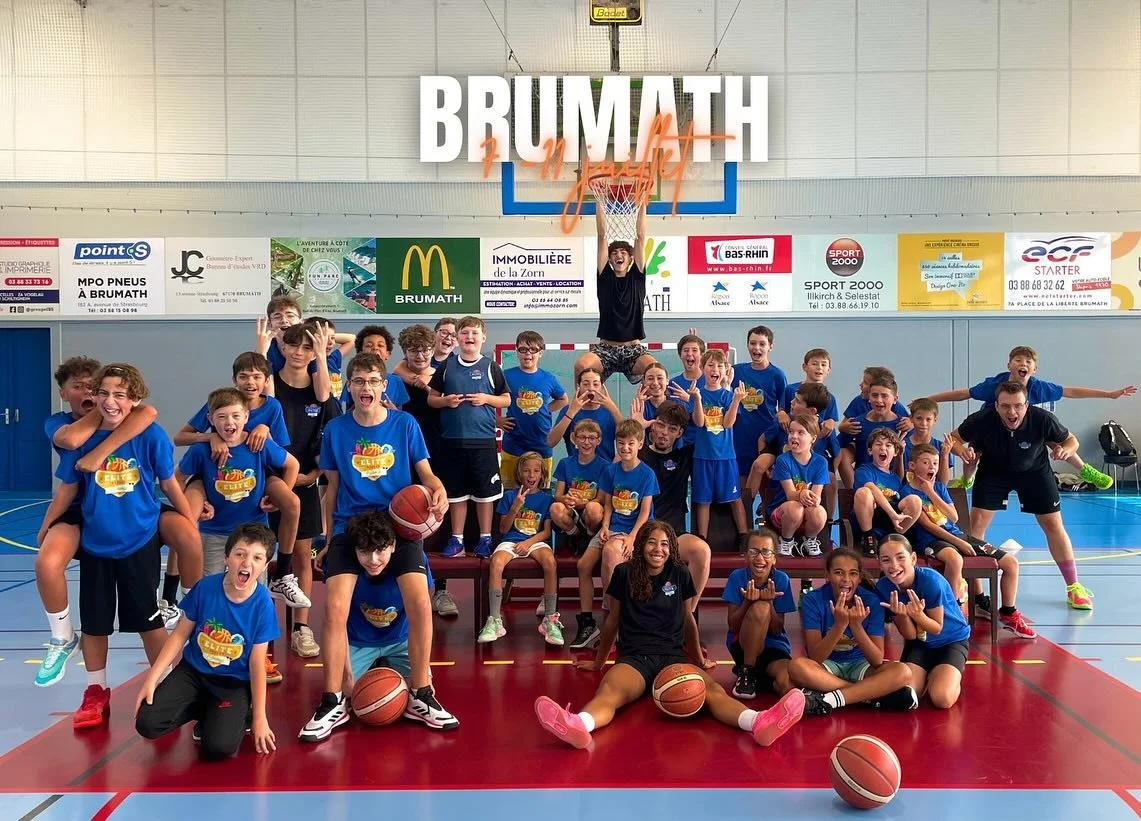 ☀️SUMMER DUMP☀️

Venez revivre avec nous les moments les plus dr&ocirc;les du stage de Brumath @unitas_brumath_basket !

1: 🥰
2: l&agrave; c&rsquo;est clairement une tentative de blessure, renvoie direct !
3: petit selfie 🤳 
4: 💃💃
5: toujours la 
