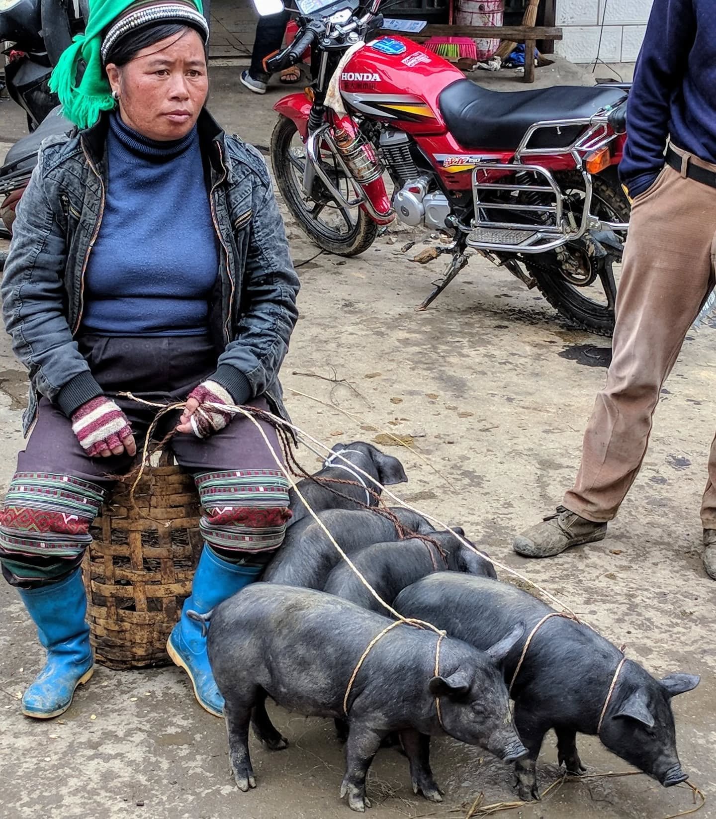 Laomeng Sunday Market &mdash; where cultures converge in a vibrant tapestry.

Each week, the quiet mountain village of Laomeng transforms into a gathering place for Yunnan&rsquo;s ethnic communities &mdash; Hani, Yi, Miao, Yao, Dai, and Zhuang. Dress
