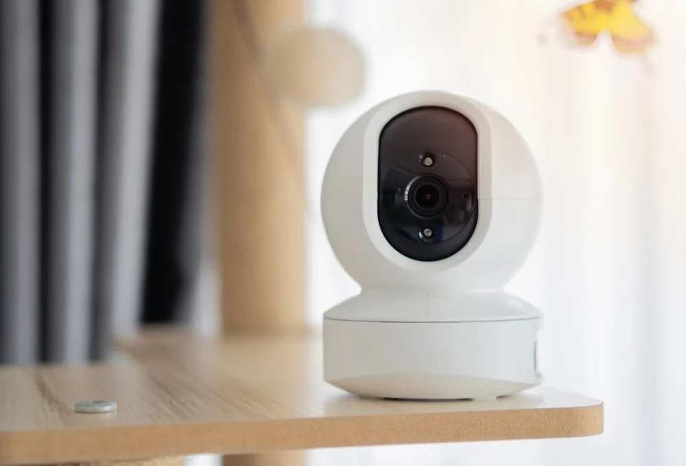 Wireless camera recoding indoor