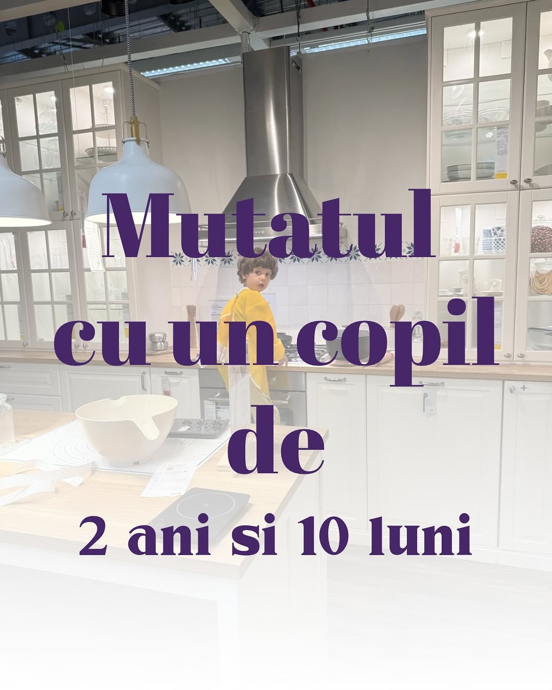 Mutatul poate fi coplesitor chiar si pentru adulti. Dar pentru un copil mic, care se bazeaza pe rutina si pe spatii familiare ca sa se simta in siguranta, poate fi o adevarata furtuna emotionala.

Am scris mai multe detalii despre mutarea noastra in 