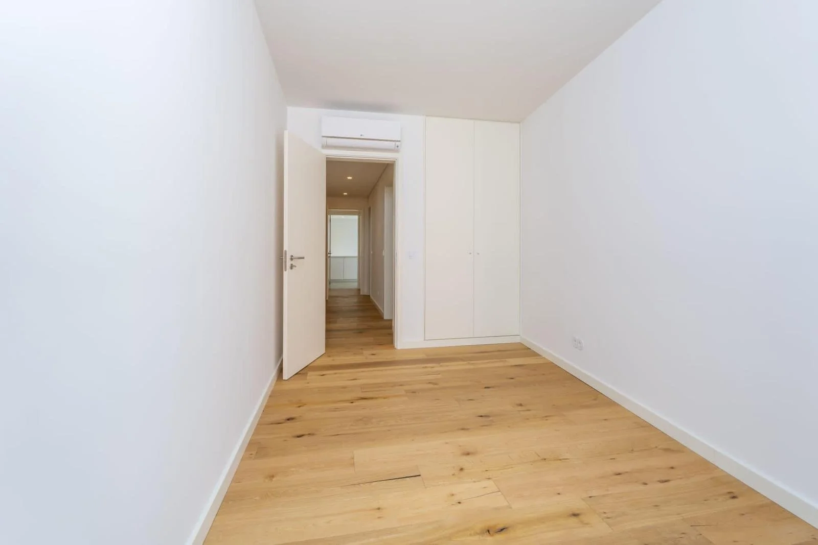 PHOTO-2026-03-10-20-33-24 15.jpg