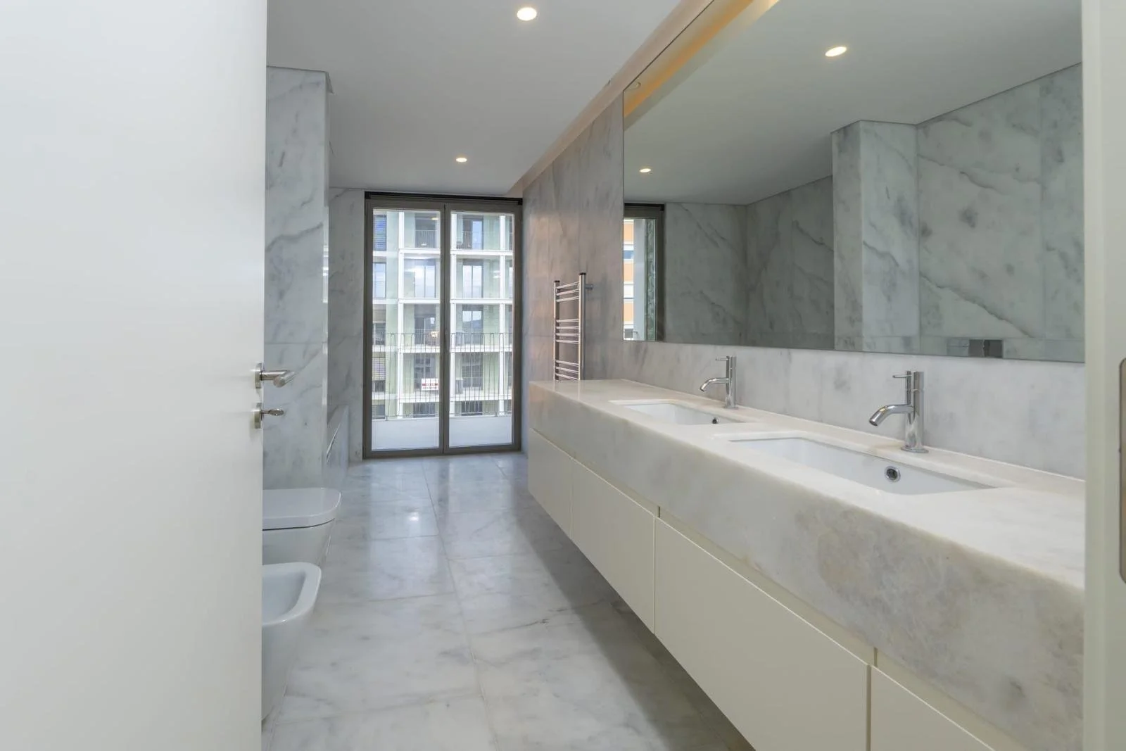 PHOTO-2026-03-10-20-33-24 11.jpg