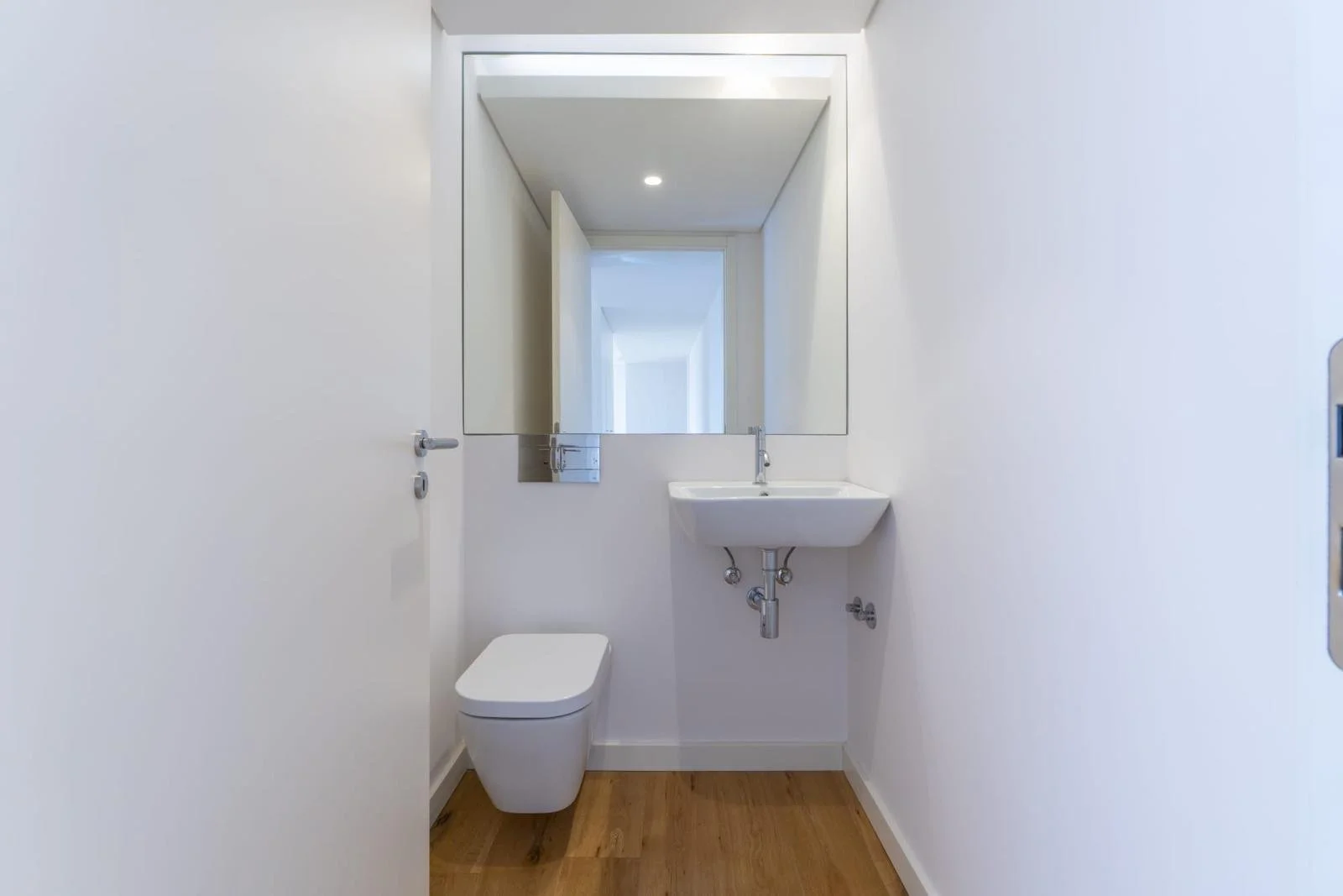 PHOTO-2026-03-10-20-33-22 3.jpg