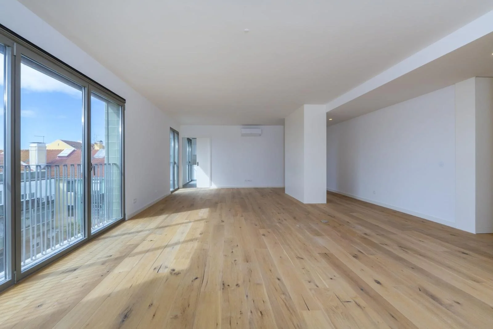 PHOTO-2026-03-10-20-33-22 12.jpg